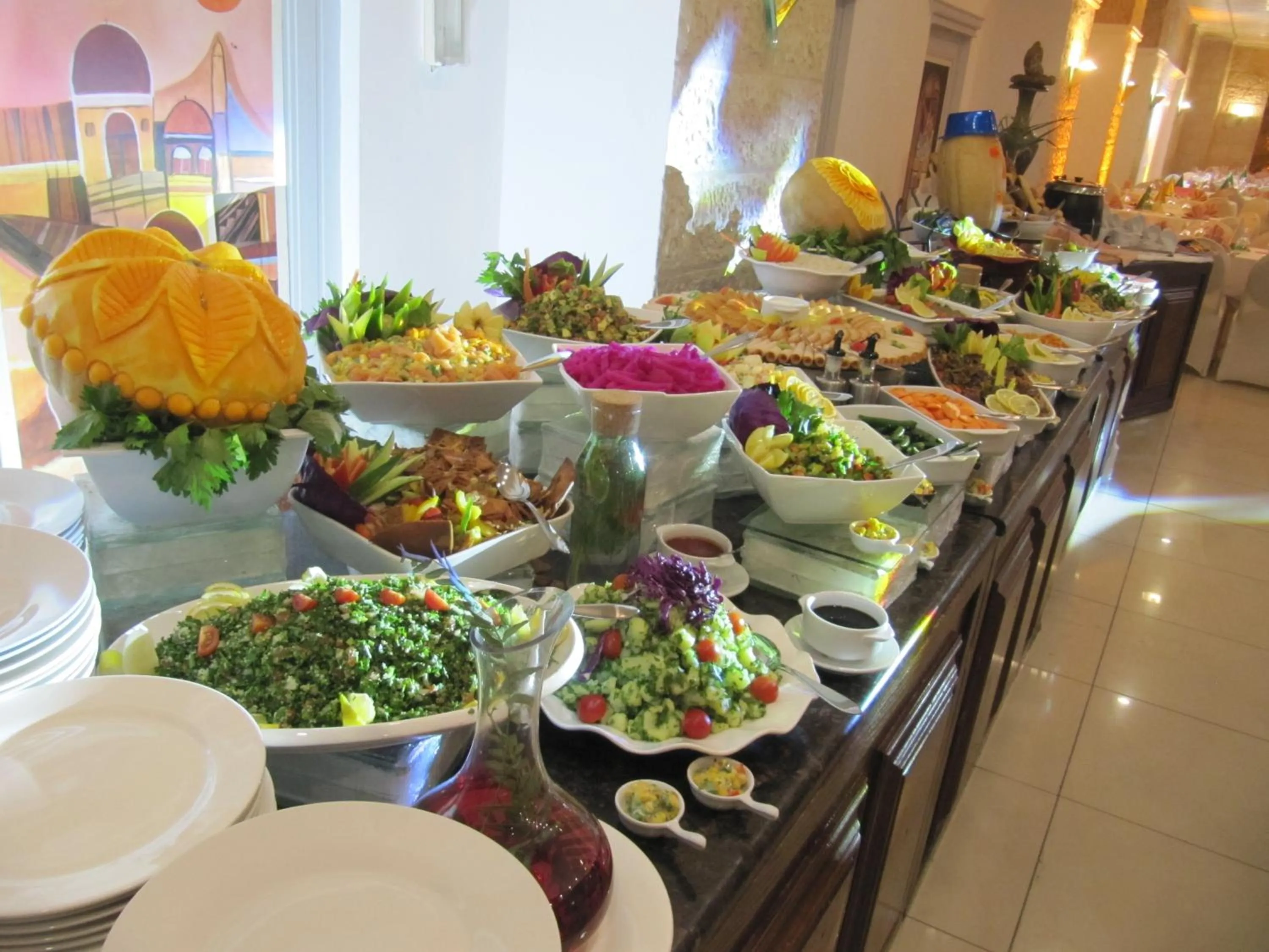 Food and drinks in Edom Hotel