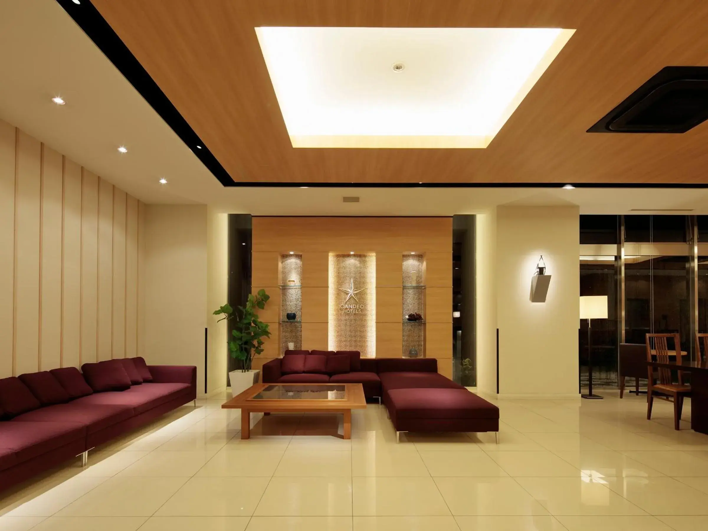Lobby or reception in Candeo Hotels Ozu Kumamoto Airport Lobby or reception in Candeo Hotels Ozu Kumamoto Airport