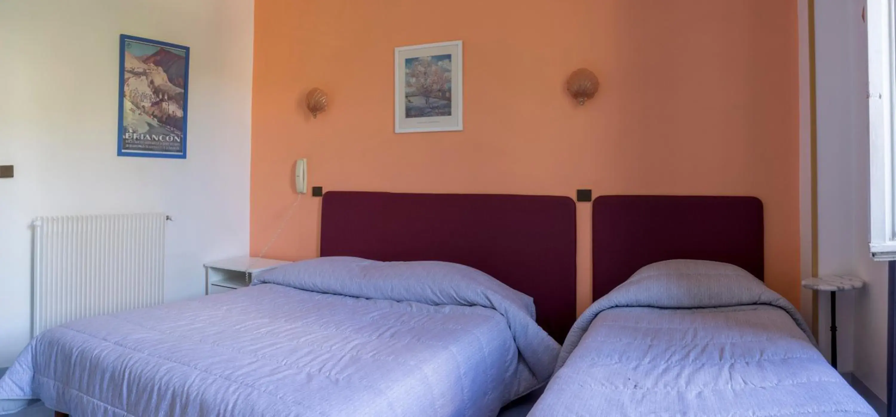 Triple Room in Hôtel De Paris Triple Room in Hôtel De Paris