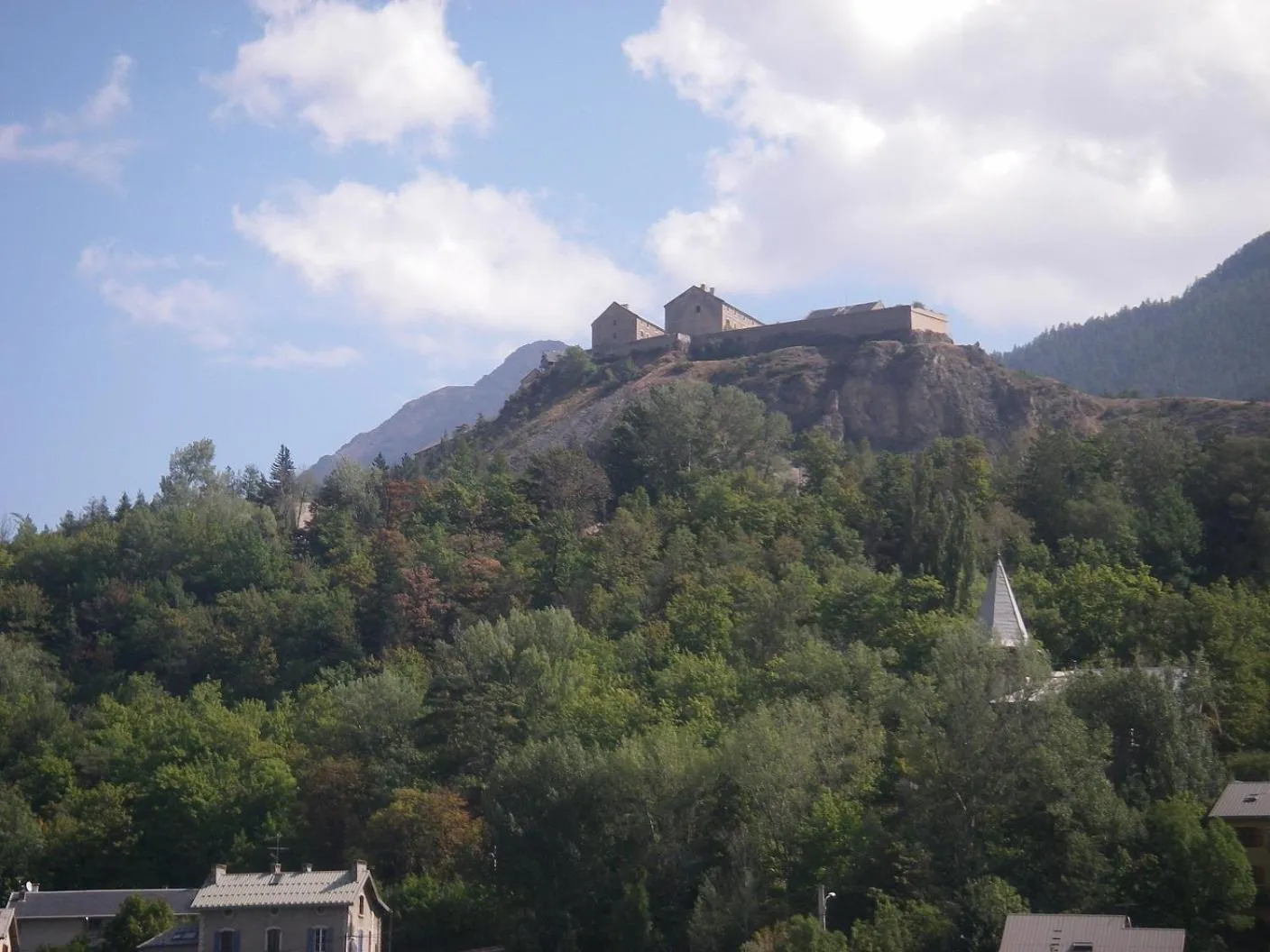 Area and facilities in Hôtel De Paris