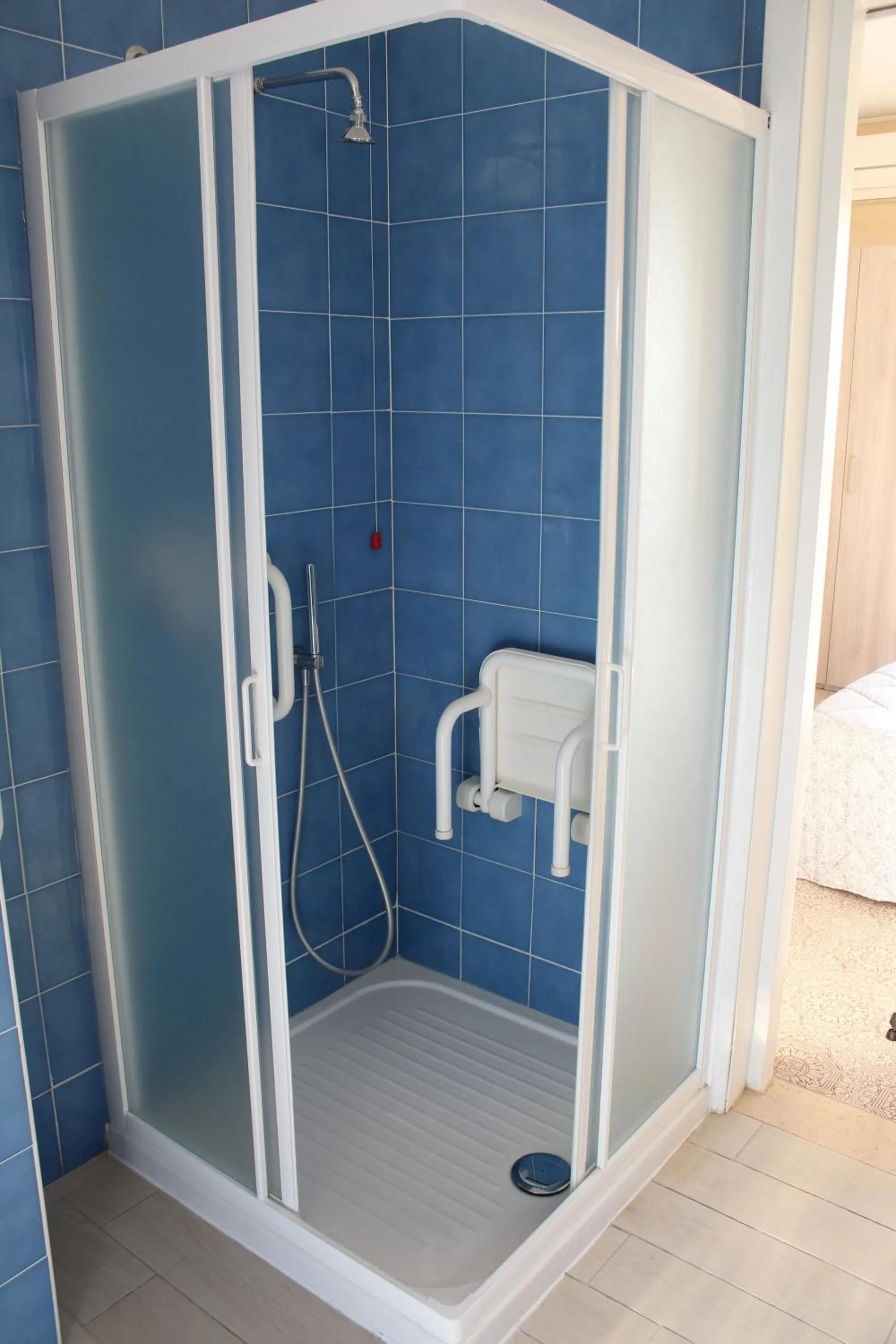 Shower in Hotel Luca