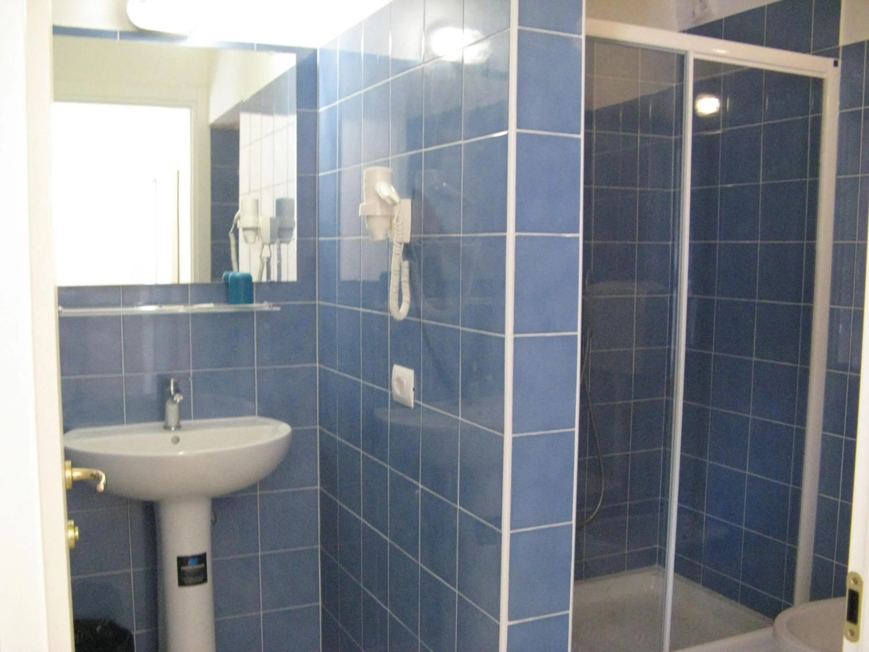 Bathroom in Hotel Luca