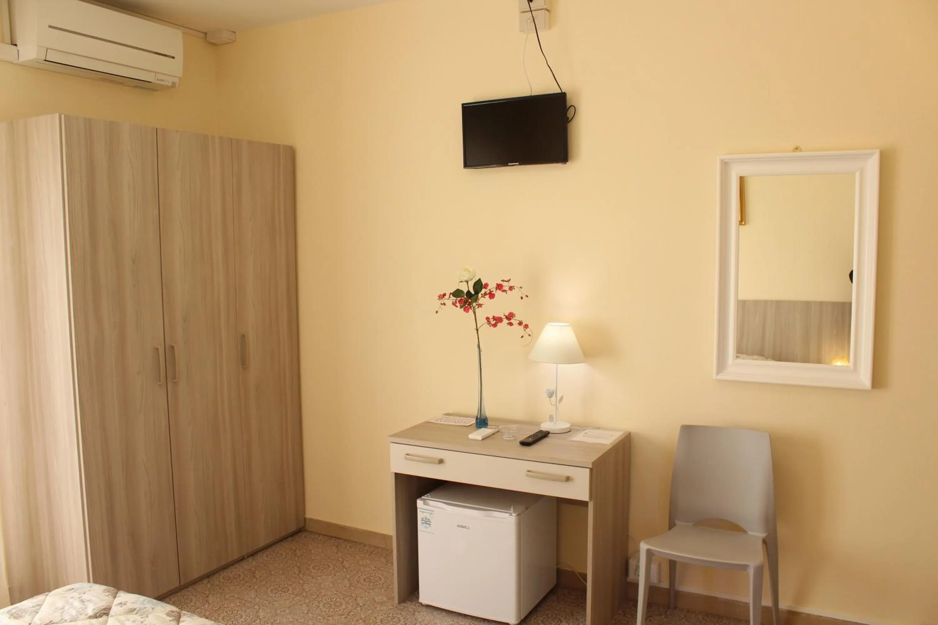 TV and multimedia in Hotel Luca