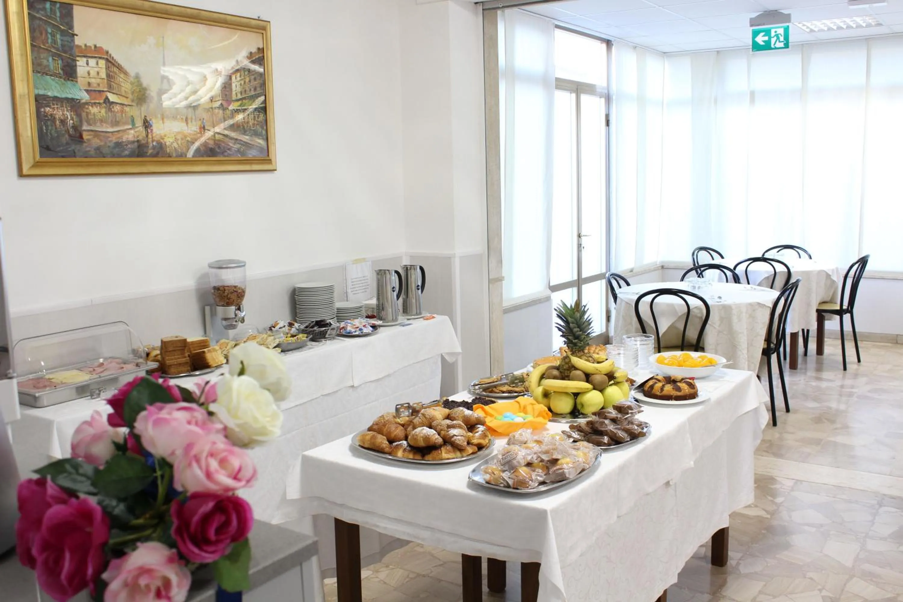 Lounge or bar in Hotel Luca