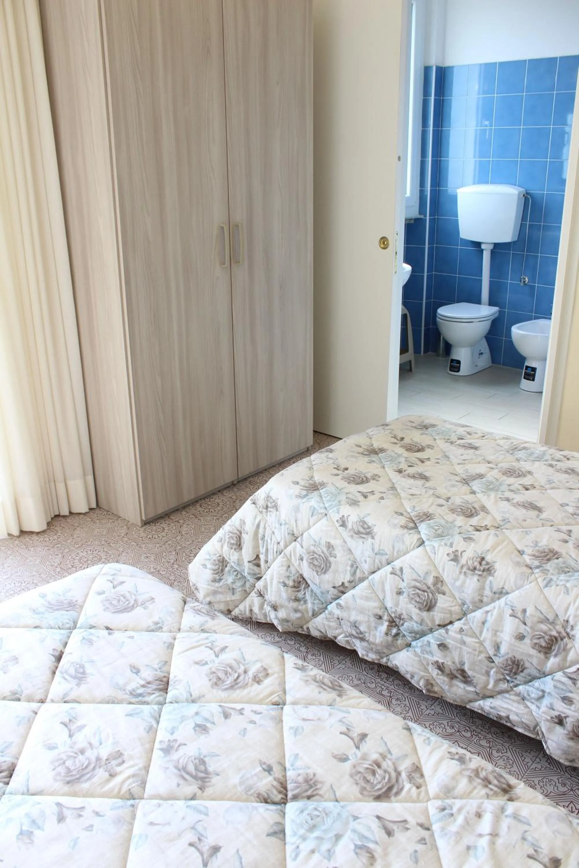 Photo of the whole room in Hotel Luca