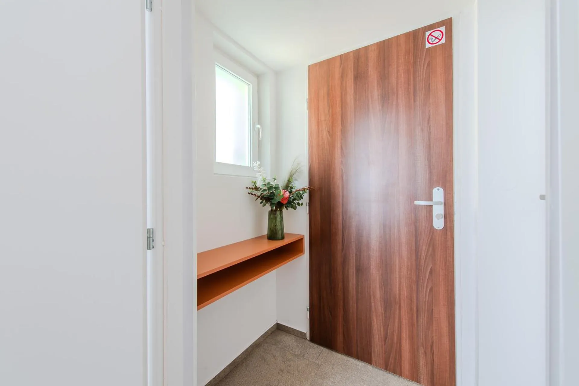 wardrobe in Le Petit