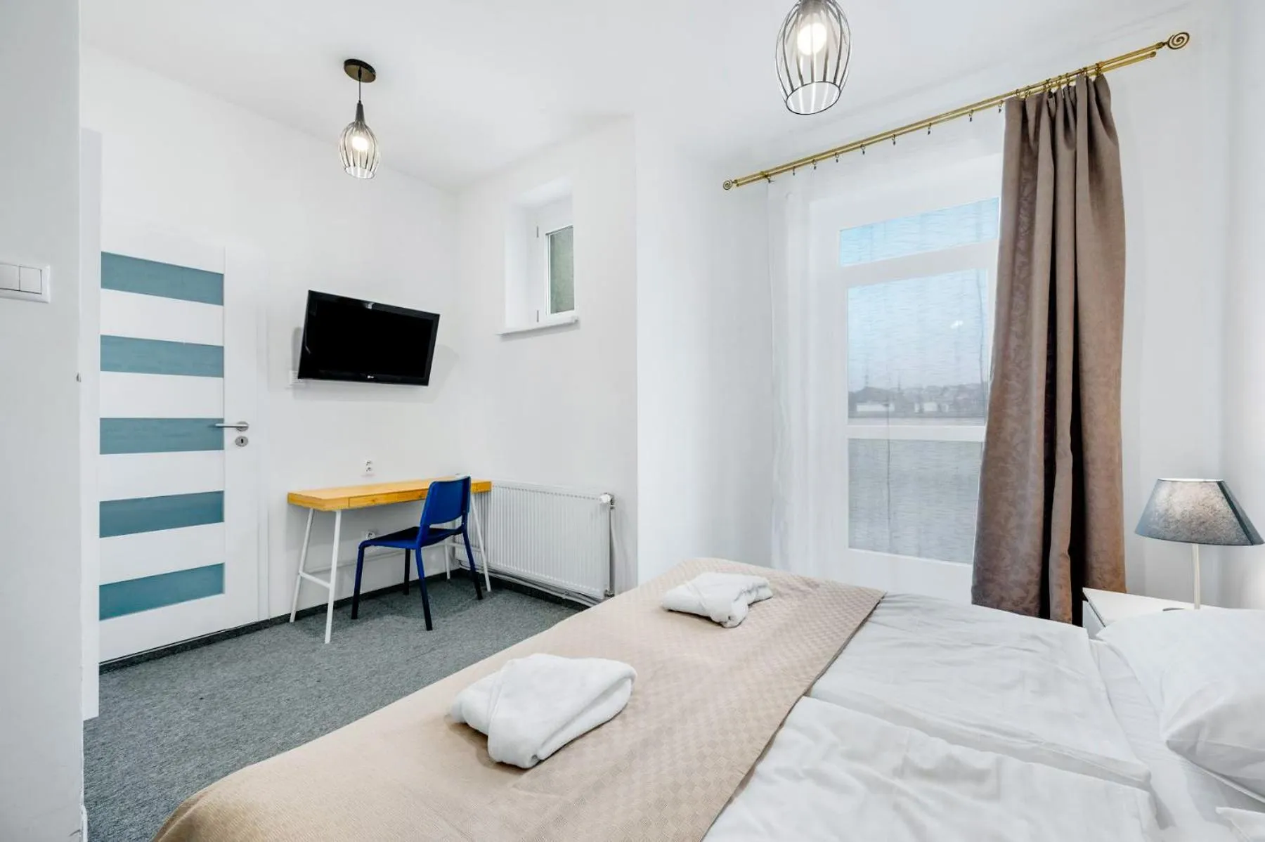 Bedroom, Bed in le Petit