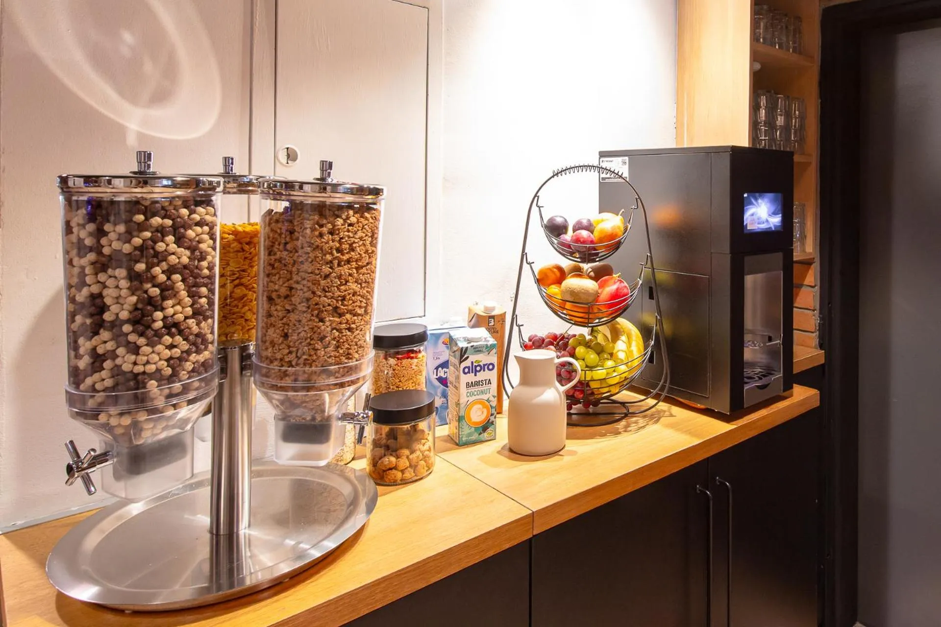 Breakfast in Le Petit