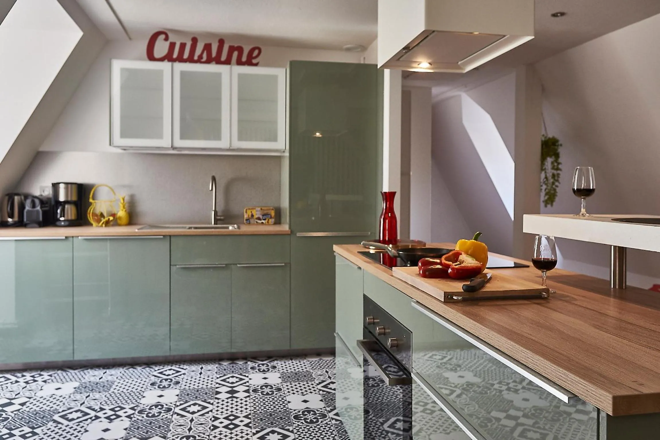 Coffee/tea facilities in Les Appartements Saint-Martin