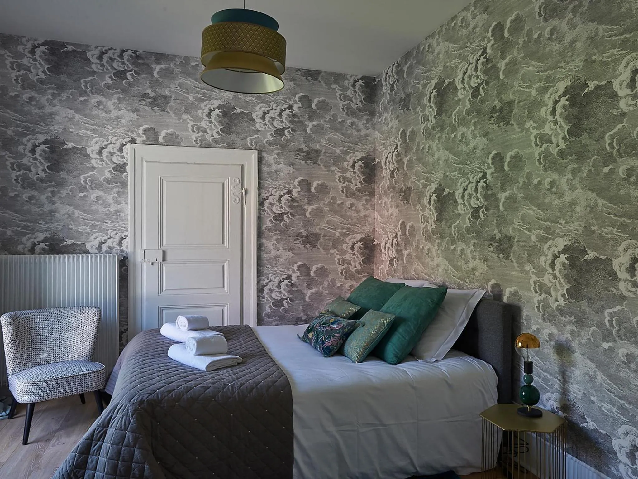 Bed in Les Appartements Saint-Martin