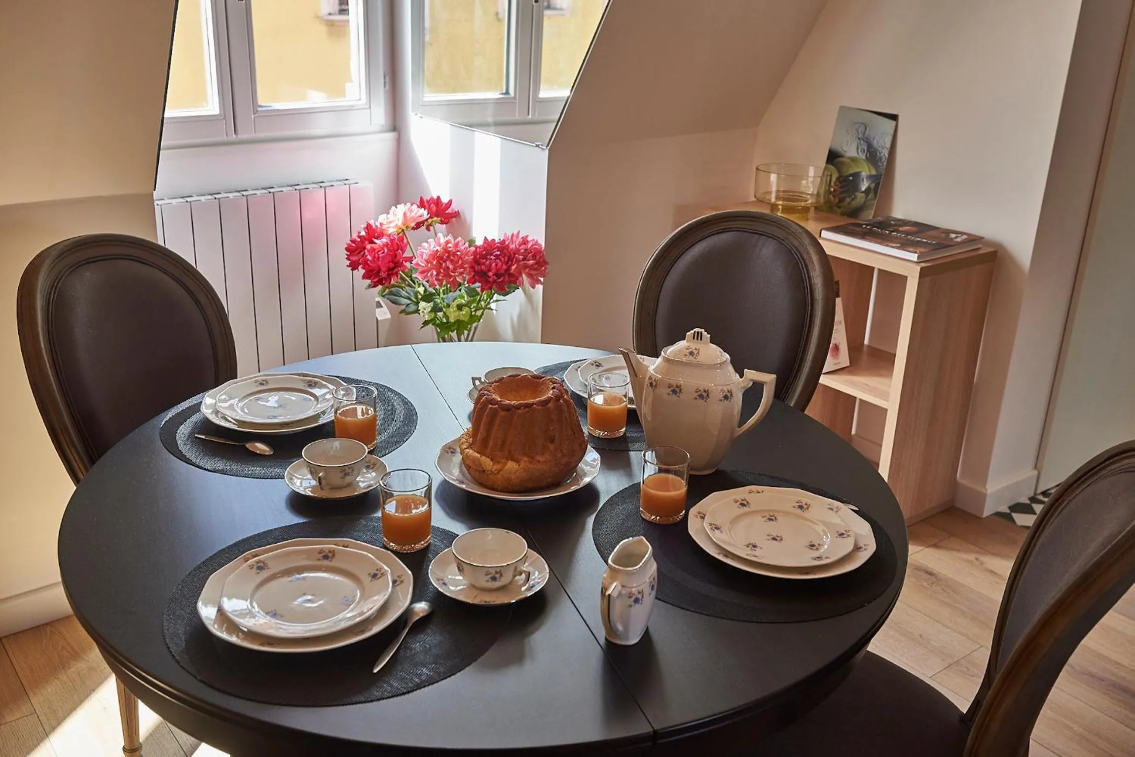 Dining area in Les Appartements Saint-Martin