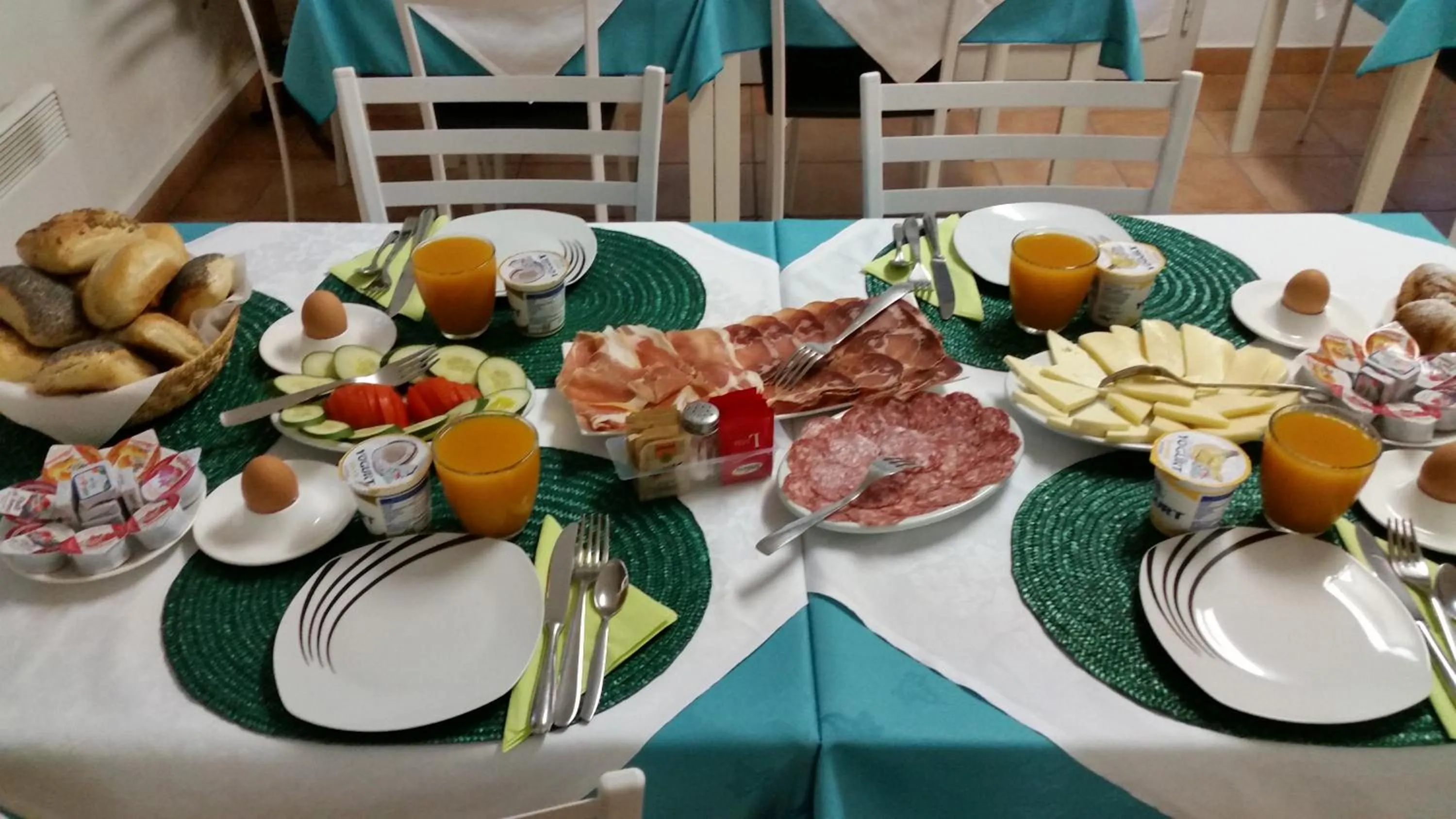 Breakfast in Hotel Soazza
