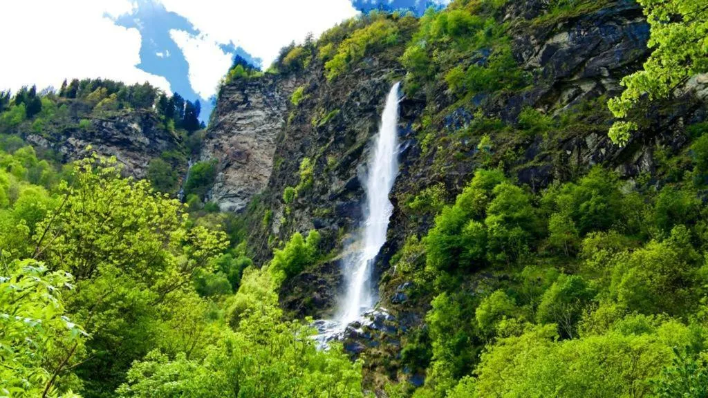 Mountain view in Hotel Soazza