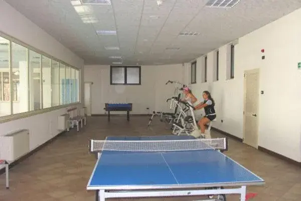 Table tennis, Fitness Center/Facilities in Hotel Residence La Rotonda