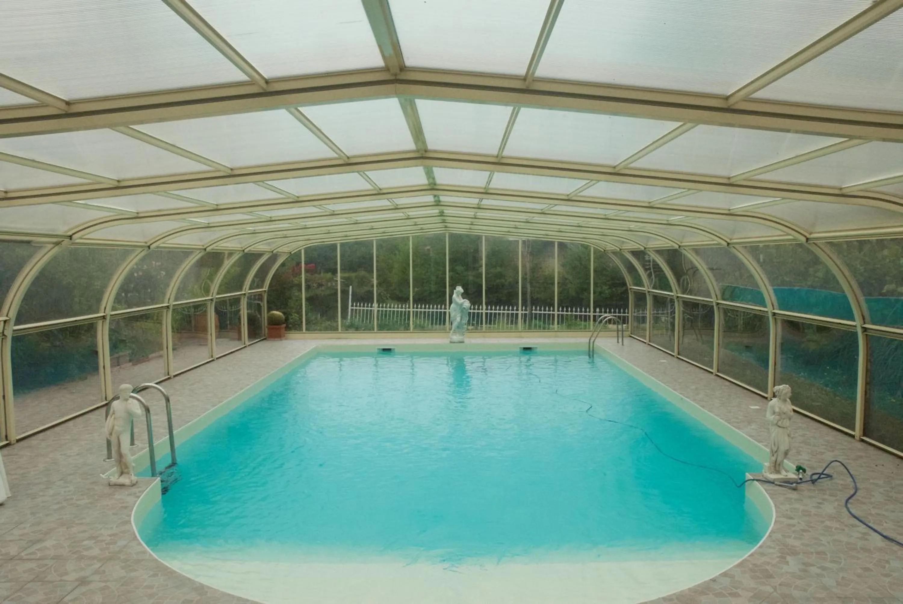 Activities in Le Clos des Cèdres b&b