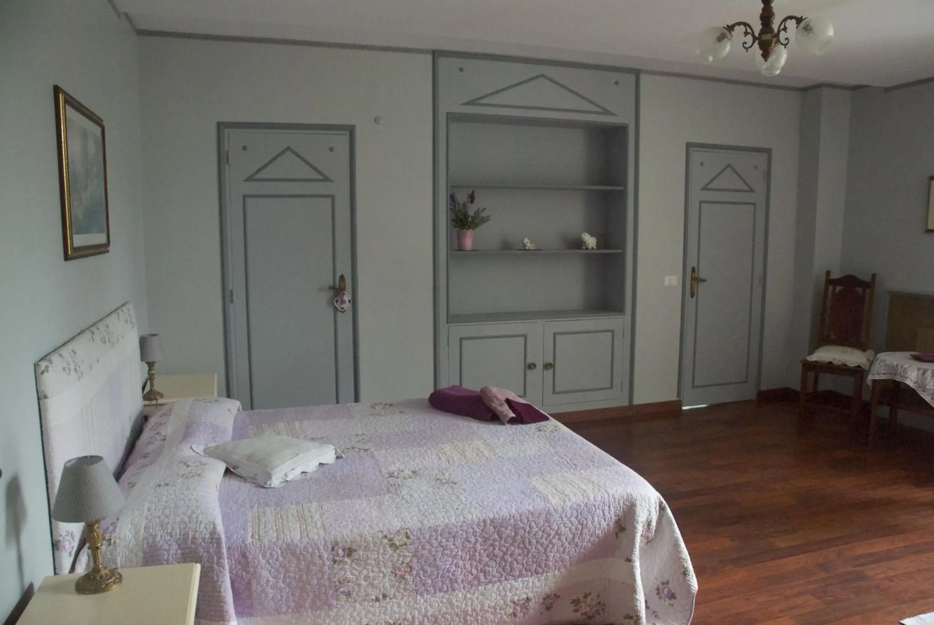 Comfort Triple Room in Le Clos des Cèdres b&b Comfort Triple Room in Le Clos des Cèdres b&b