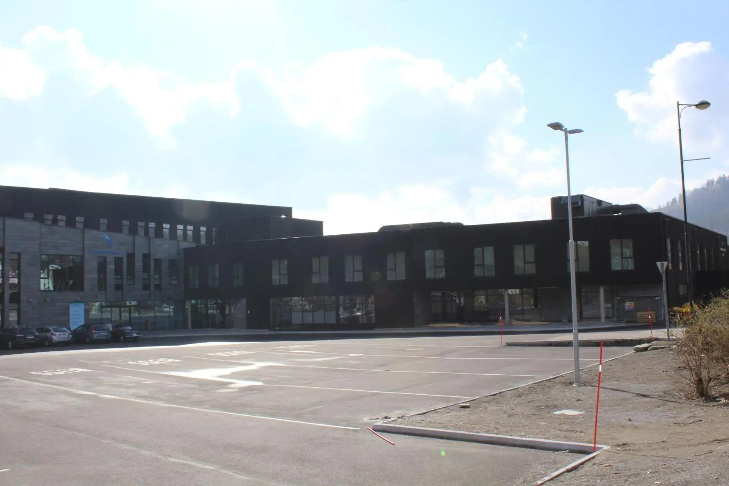 Facade/entrance in Hardangerfjord Hotel Facade/entrance in Hardangerfjord Hotel