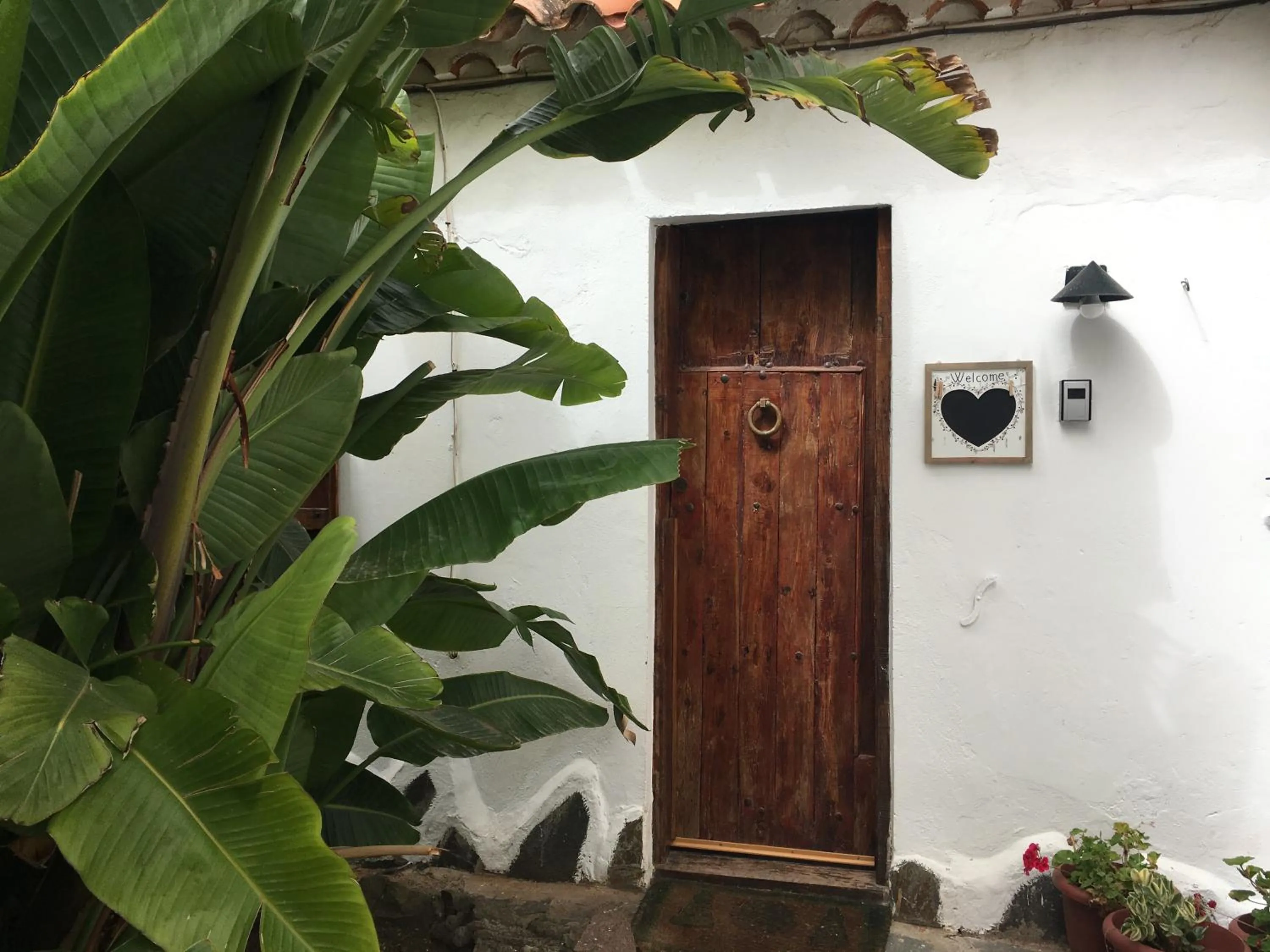 Facade/entrance in La Casita de Las Palmas VV