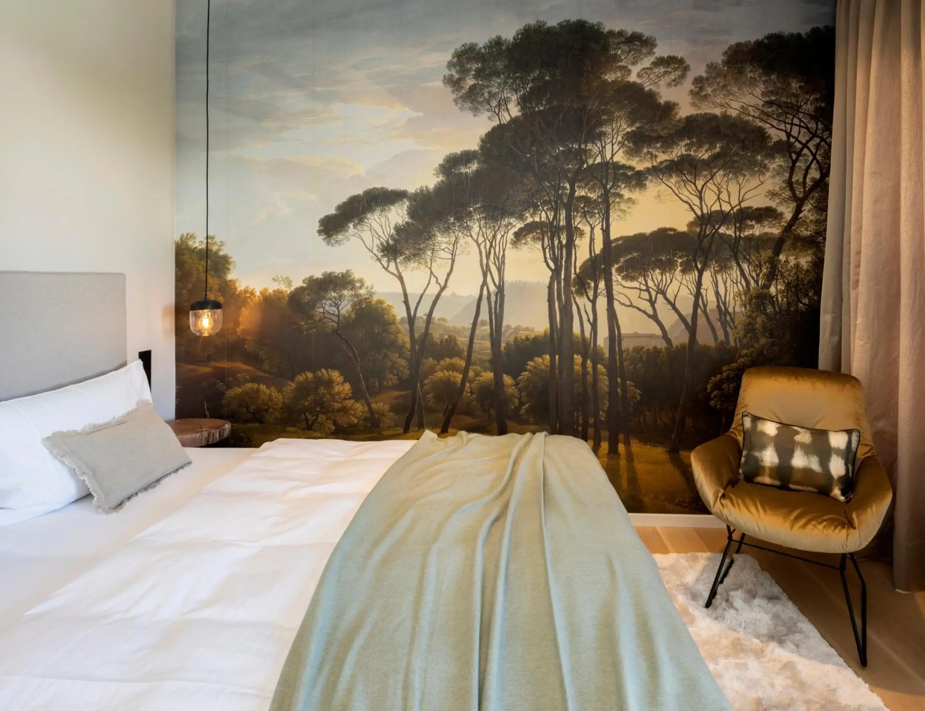 Photo of the whole room, Bed in Hofgut Wißberg - Das Weinberghotel Photo of the whole room, Bed in Hofgut Wißberg - Das Weinberghotel