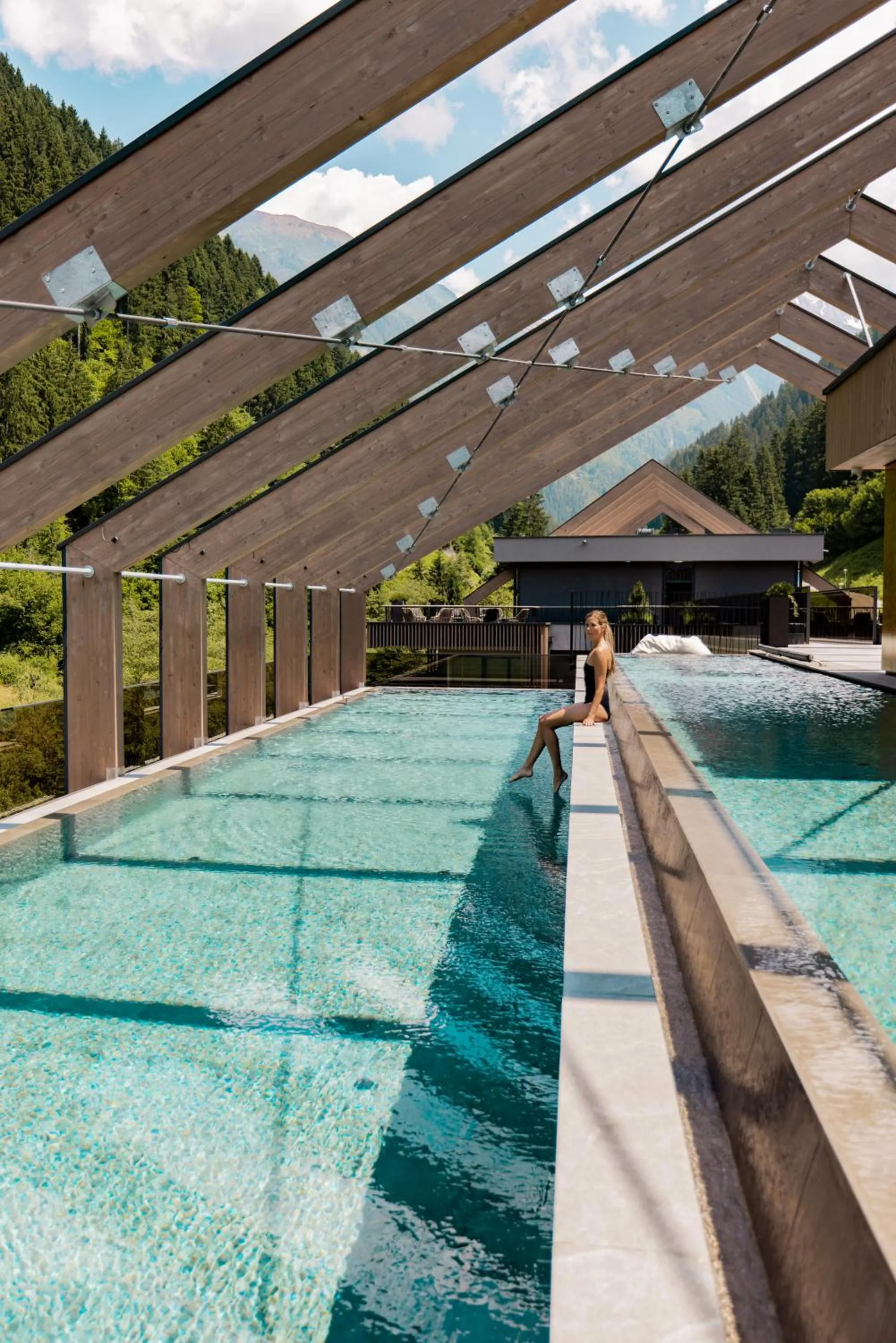 Swimming pool in ZillergrundRock Luxury Mountain Resort