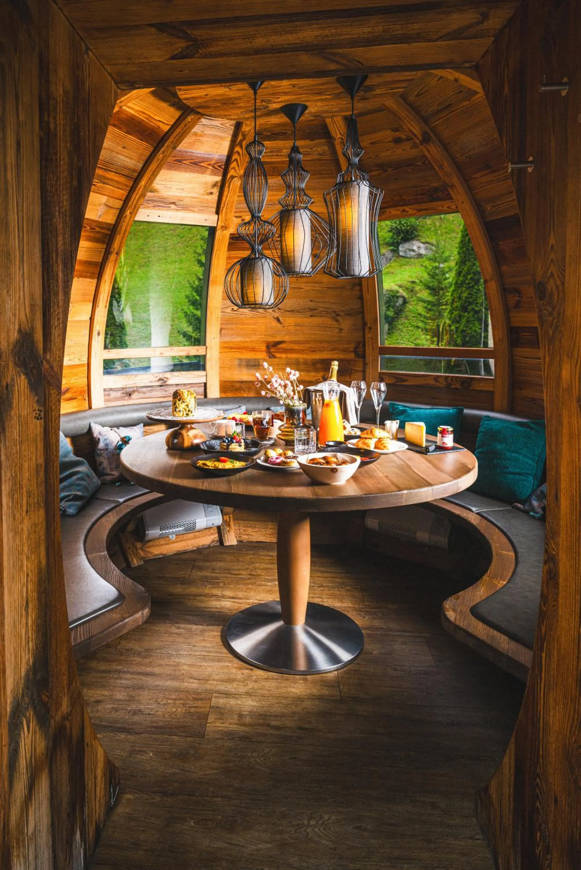 Breakfast in ZillergrundRock Luxury Mountain Resort