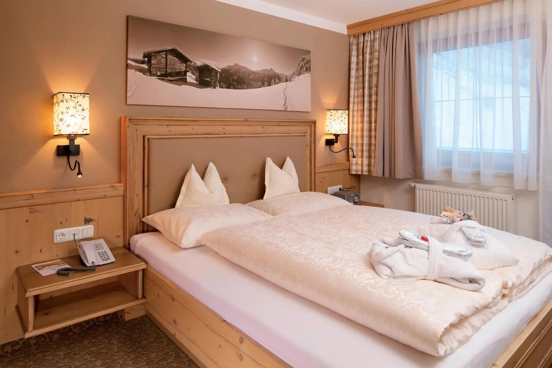 Bedroom, Bed in ZillergrundRock Luxury Mountain Resort