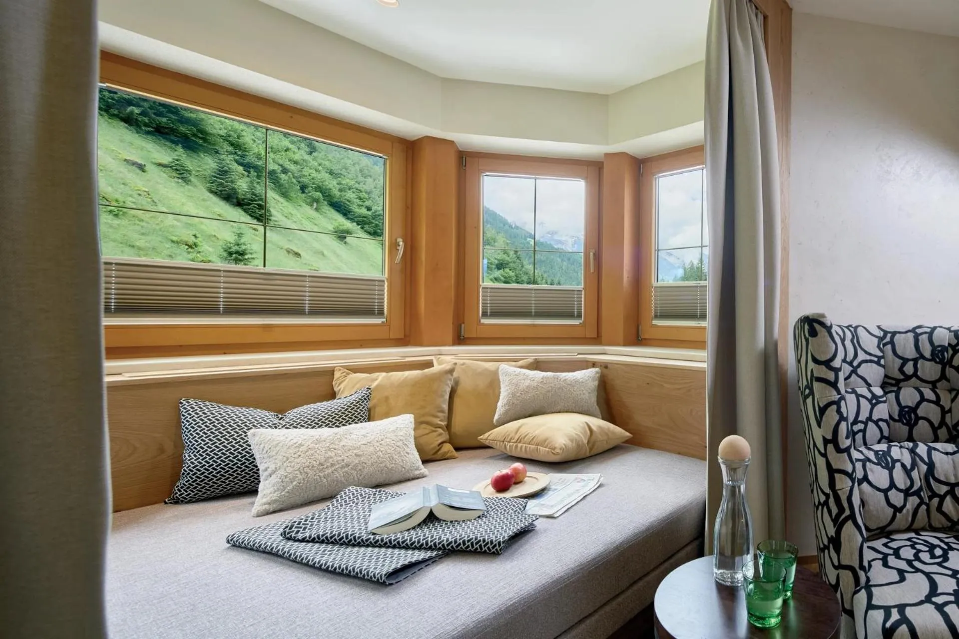Bed in ZillergrundRock Luxury Mountain Resort