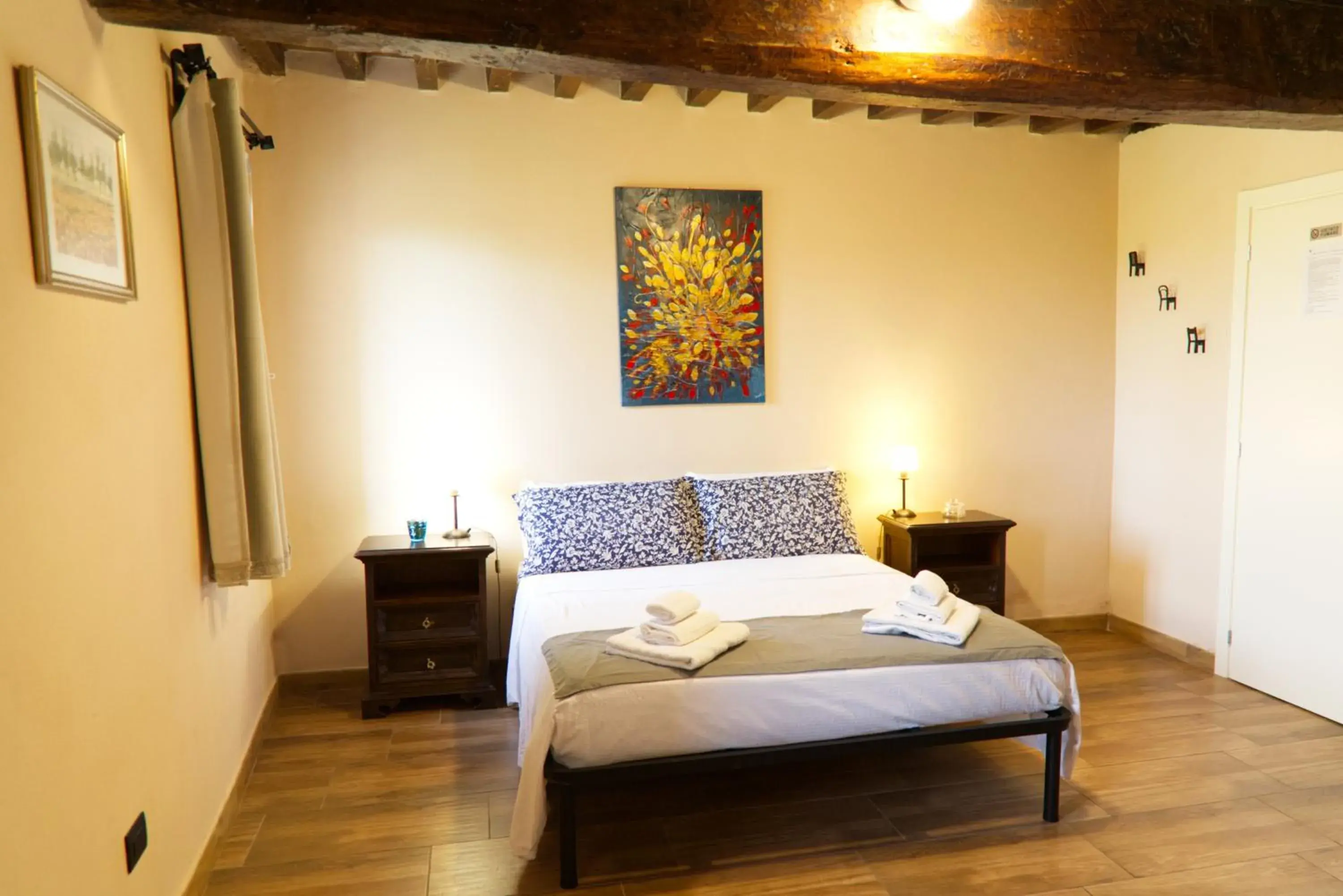 Large Double Room in Antico Casale Caroli Large Double Room in Antico Casale Caroli