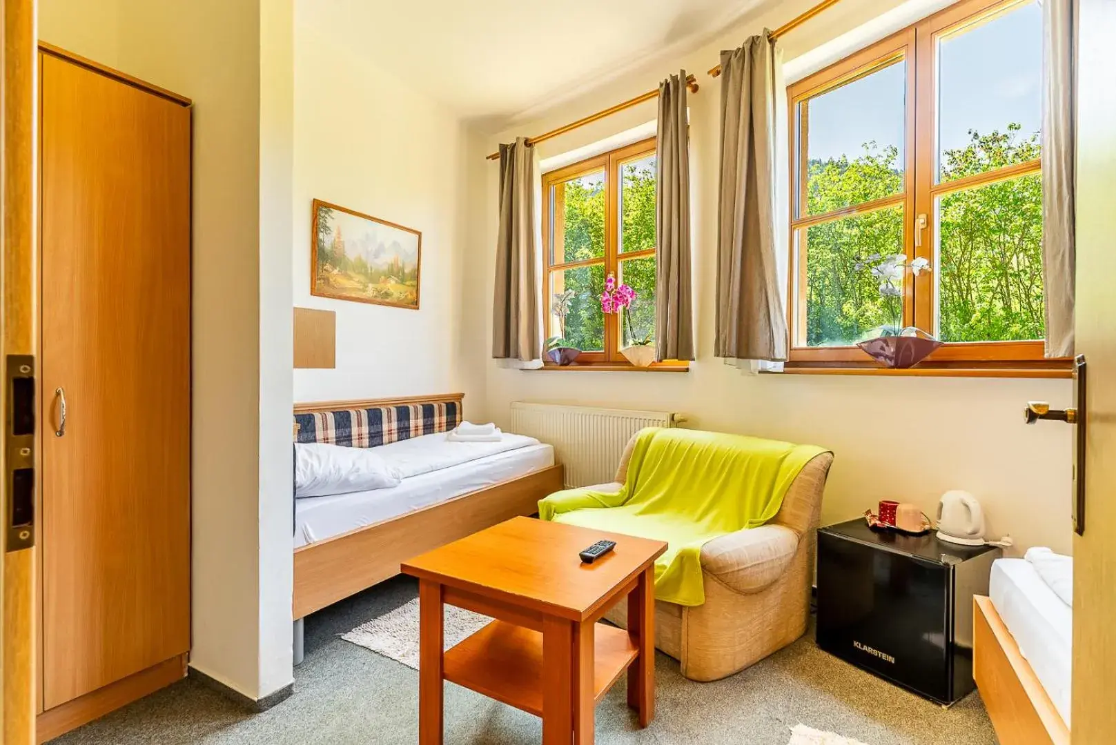 Twin Room - single occupancy - Disability Access in Garni Hotel Gavurky Twin Room - single occupancy - Disability Access in Garni Hotel Gavurky