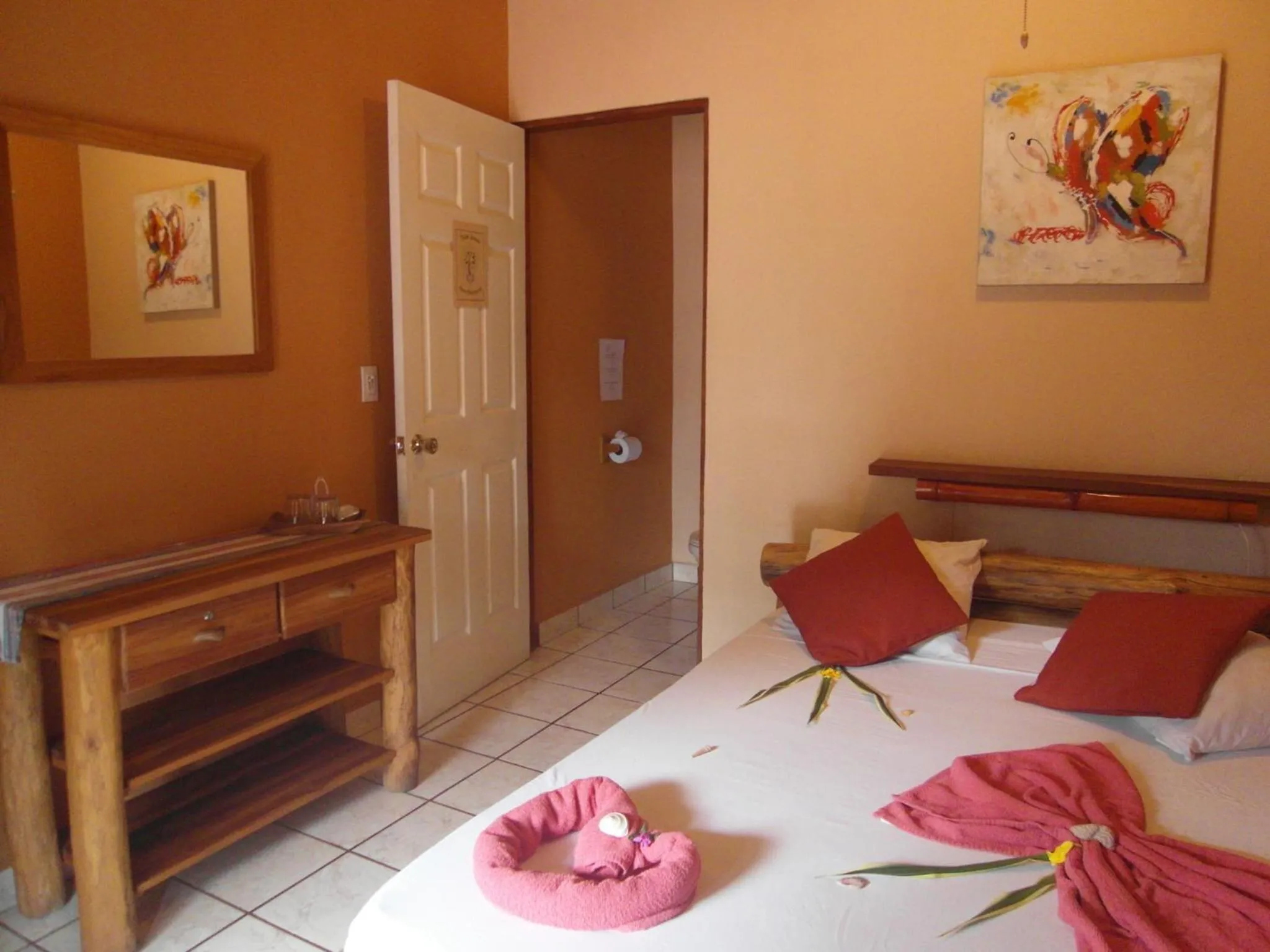 Single Room in Samara Palm Lodge
