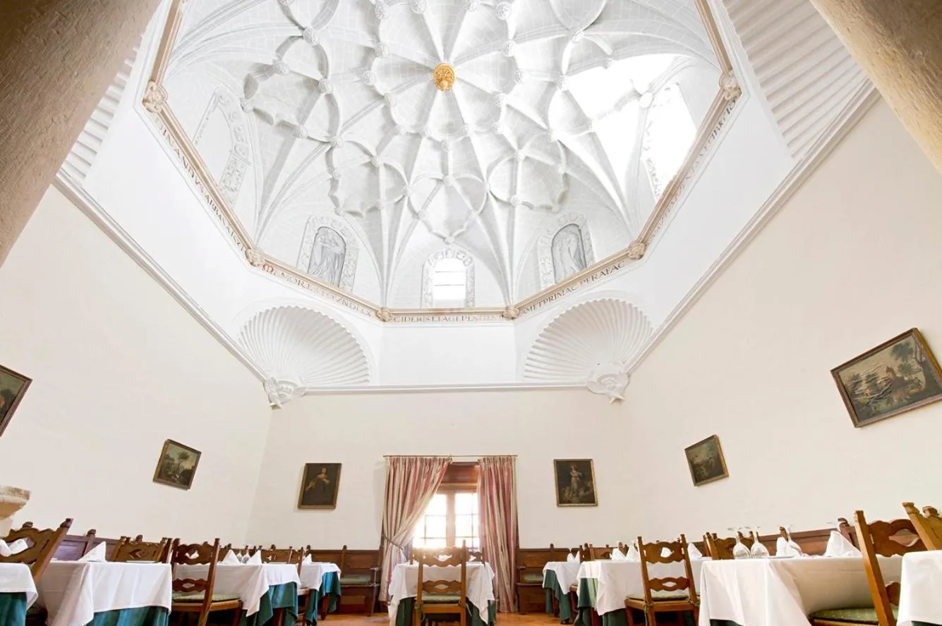 Monasterio De Piedra