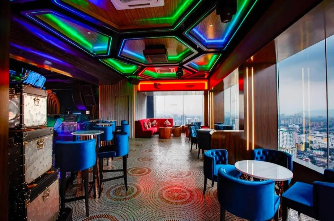 Seating area in KL Platinum KLCC By Hive KL