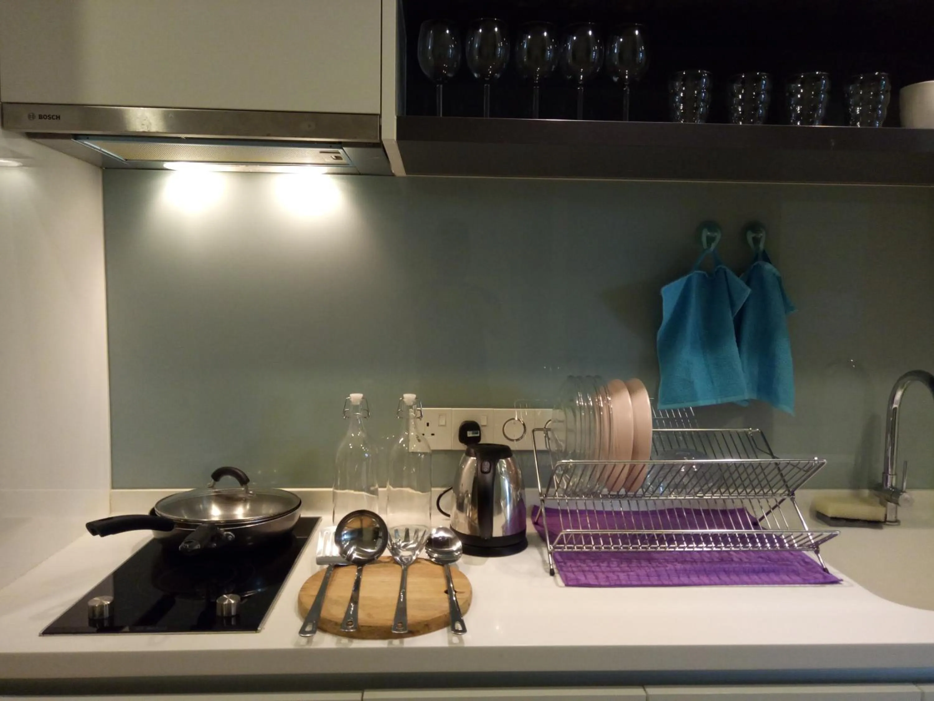 Kitchen or kitchenette in KL Platinum KLCC By Hive KL