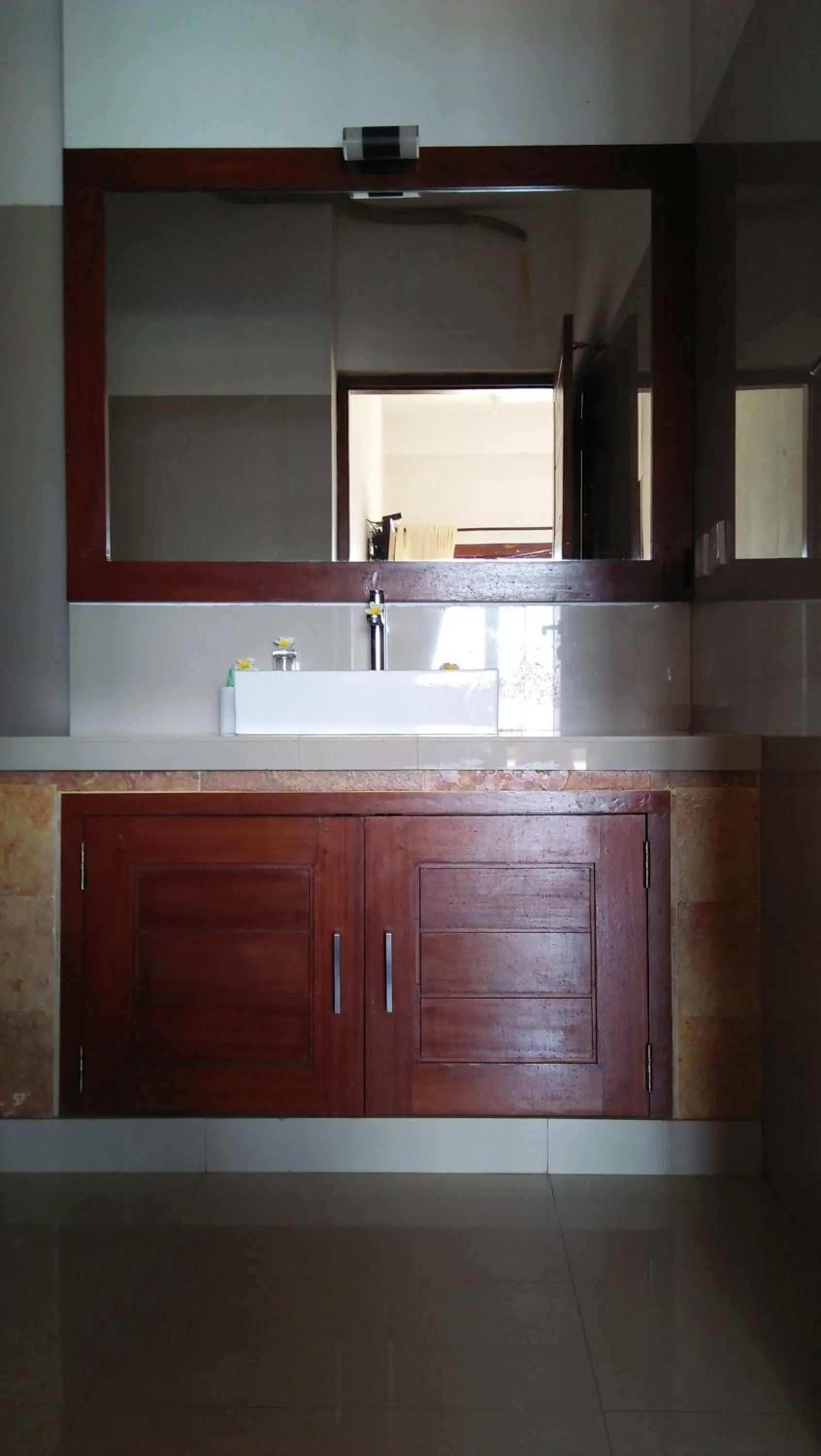 Decorative detail in Ocean Resort Amed