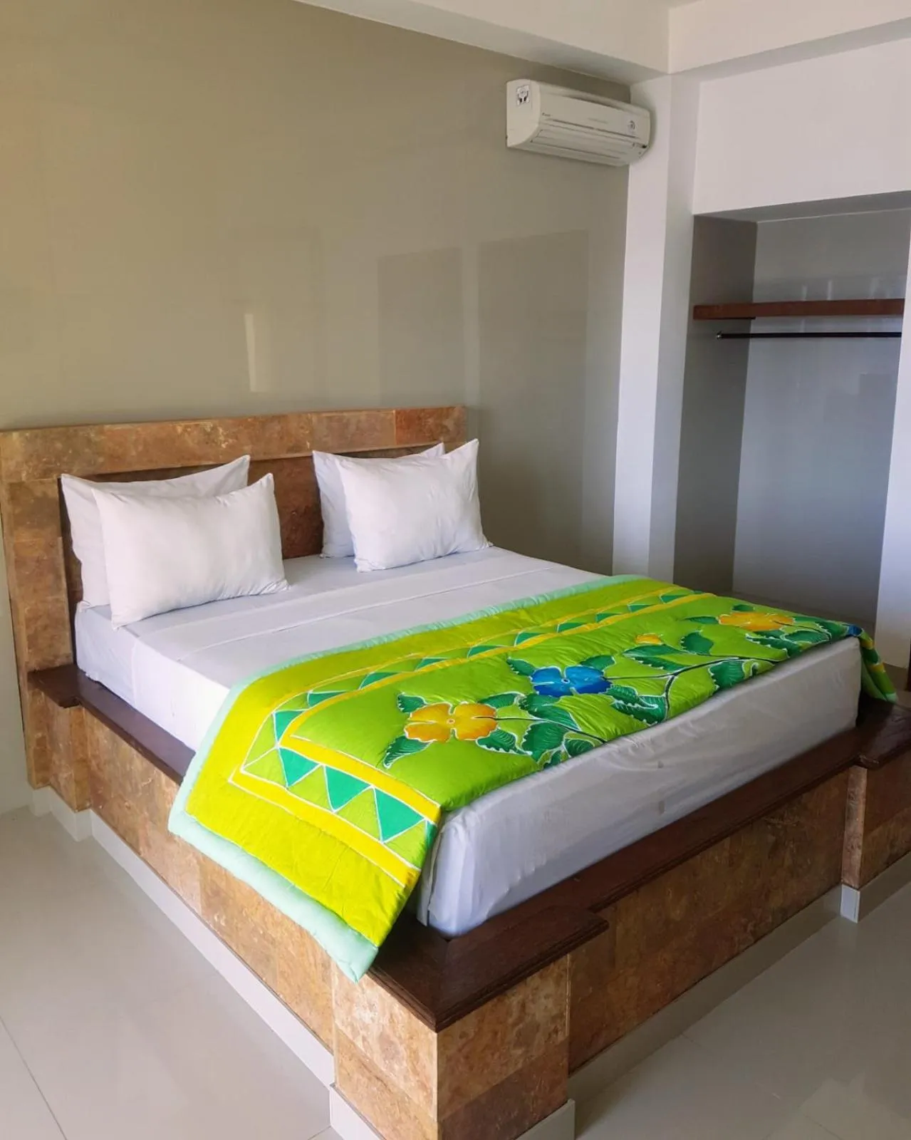 Bedroom, Bed in Ocean Resort Amed