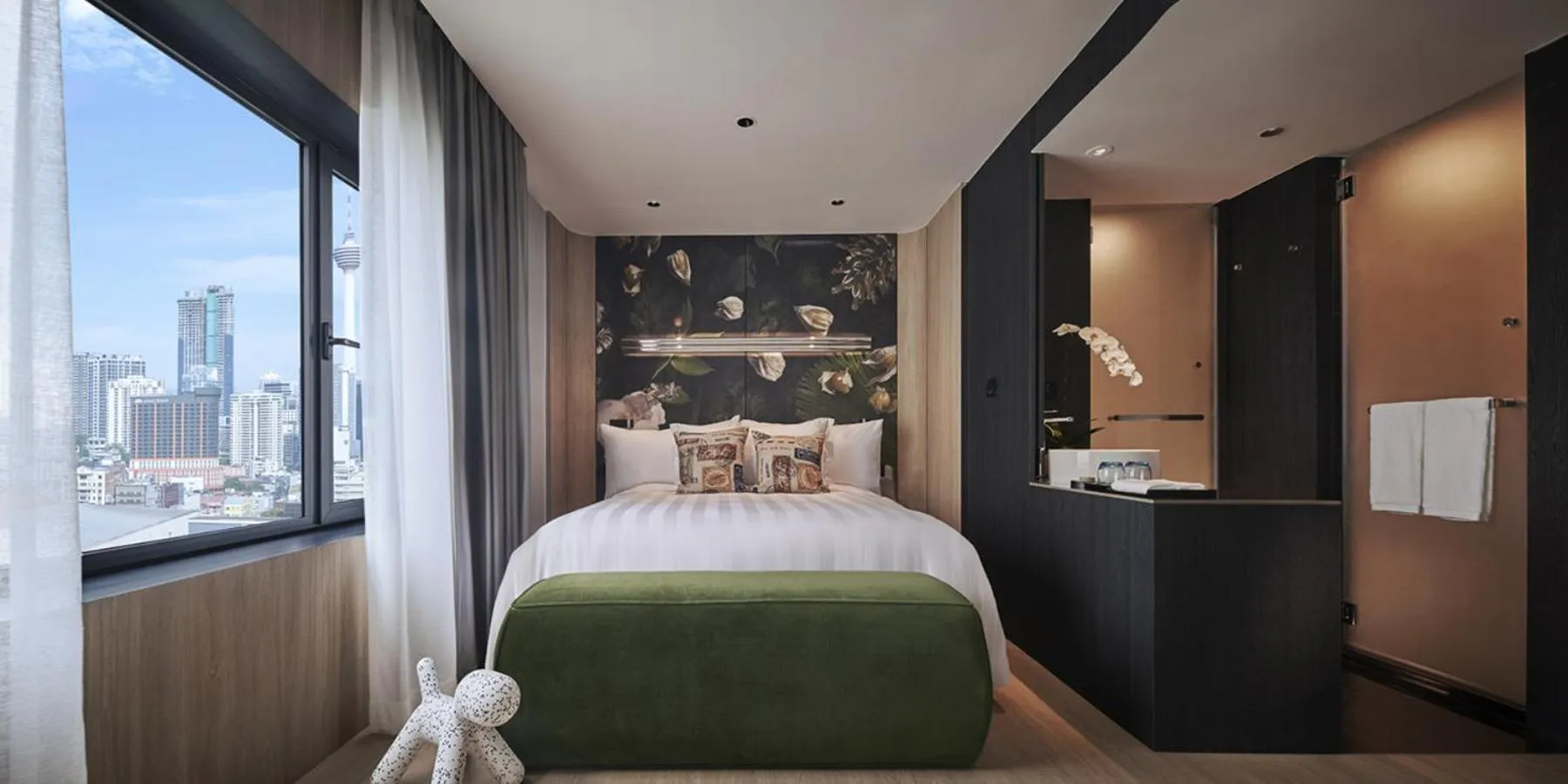 Bed in PARKROYAL COLLECTION Kuala Lumpur