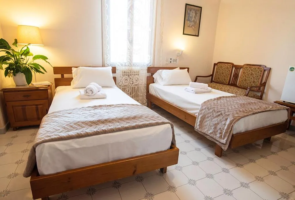 Bed in Koukonas