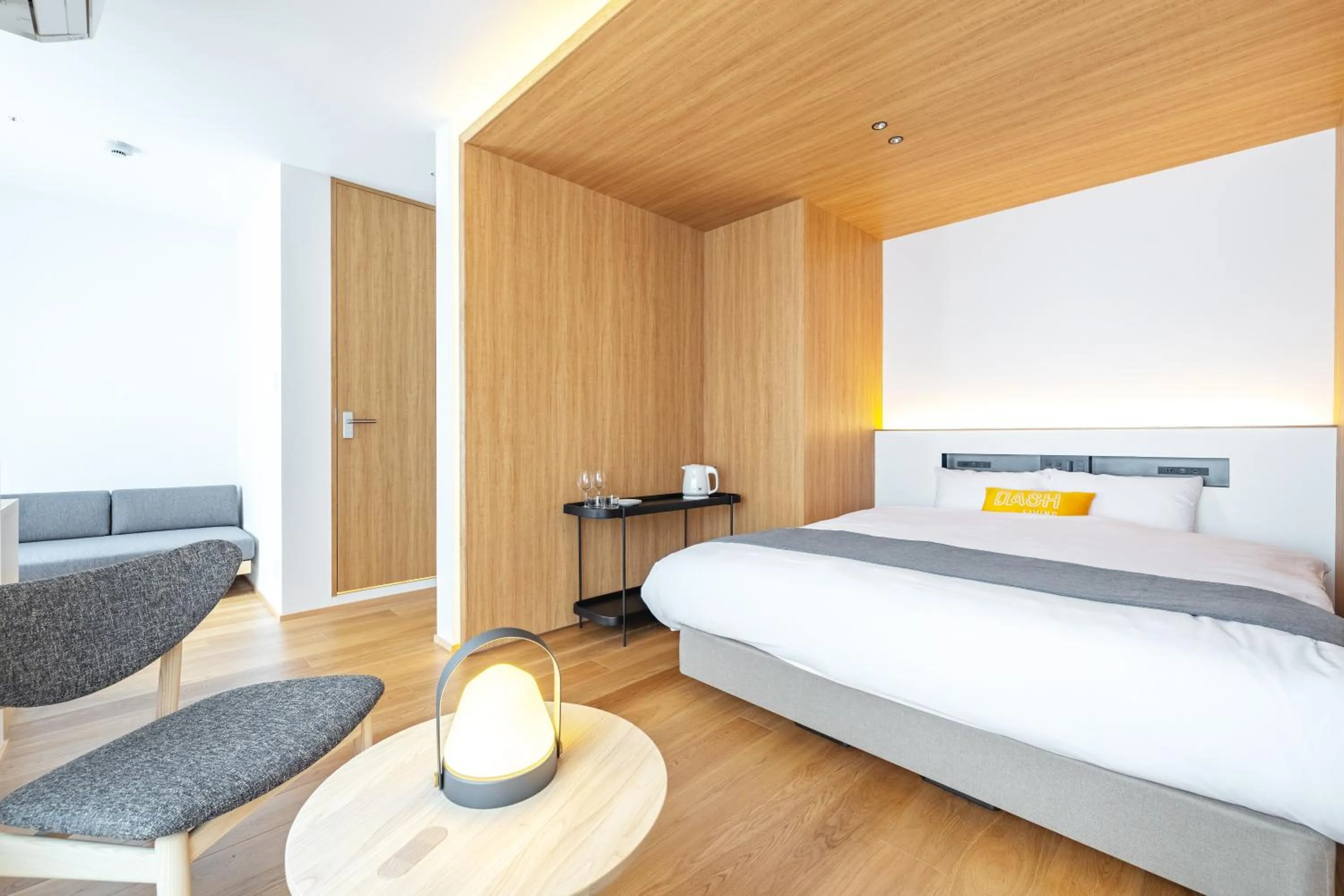 Bed in Karasuma Rokujo Hotel