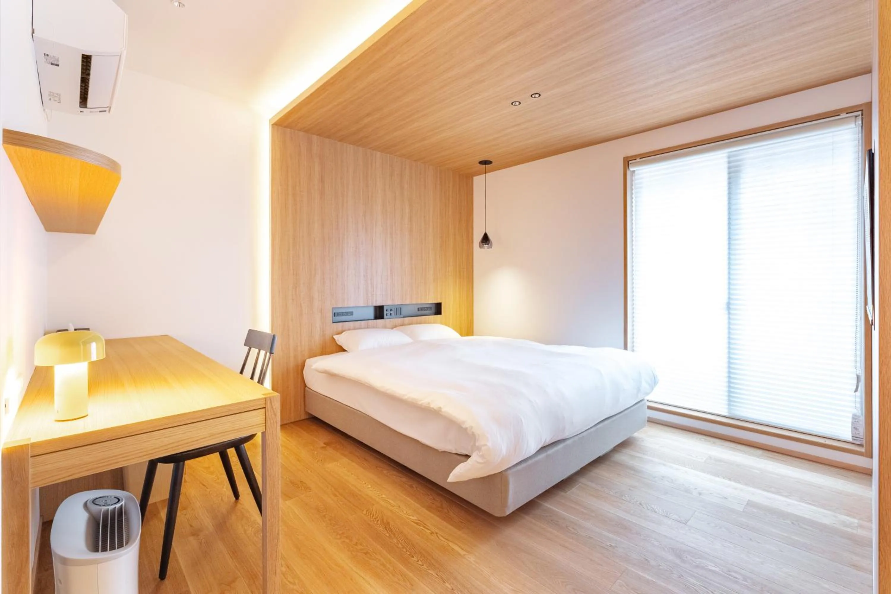 Bed in Karasuma Rokujo Hotel