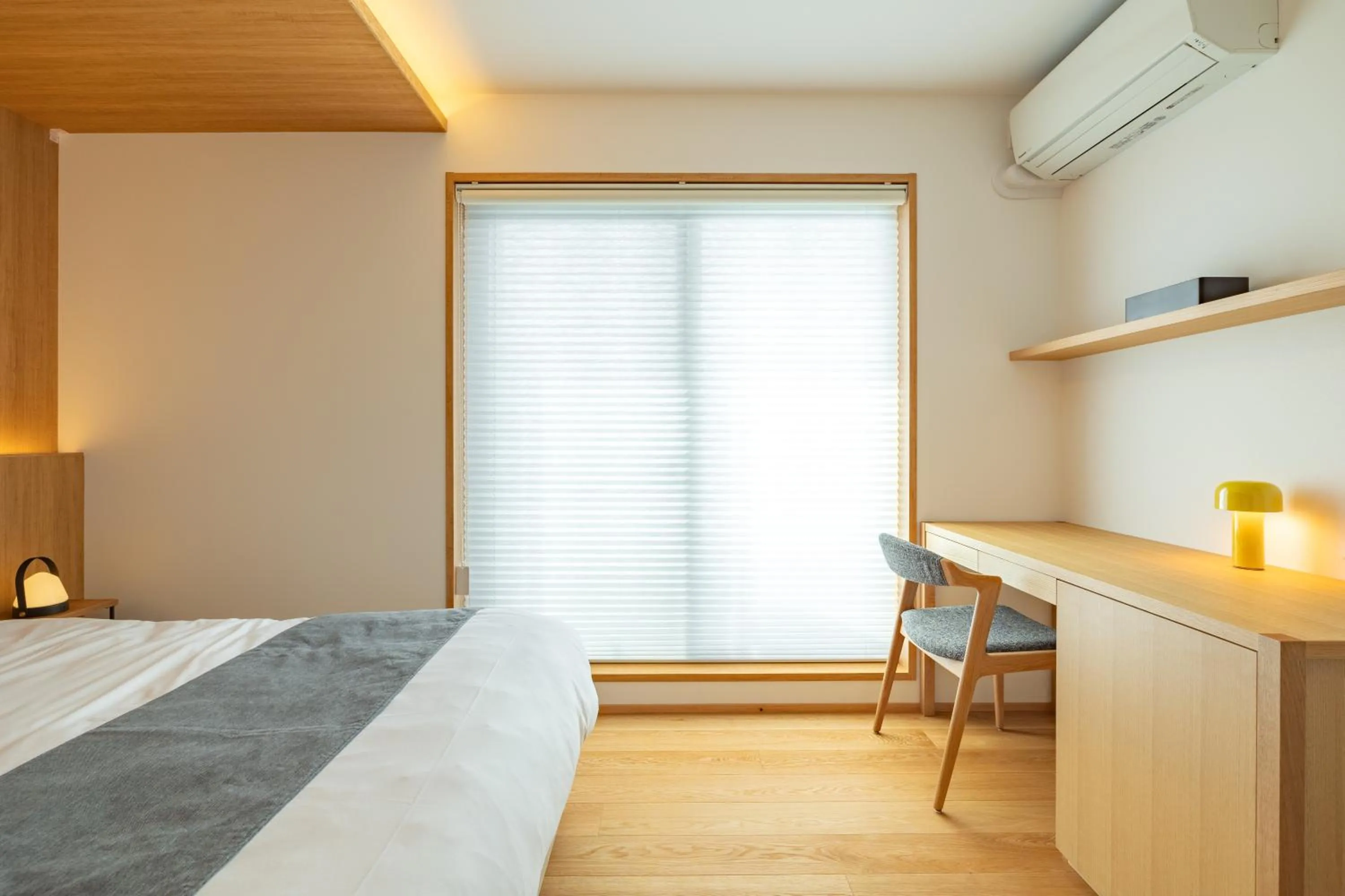 Bed in Karasuma Rokujo Hotel