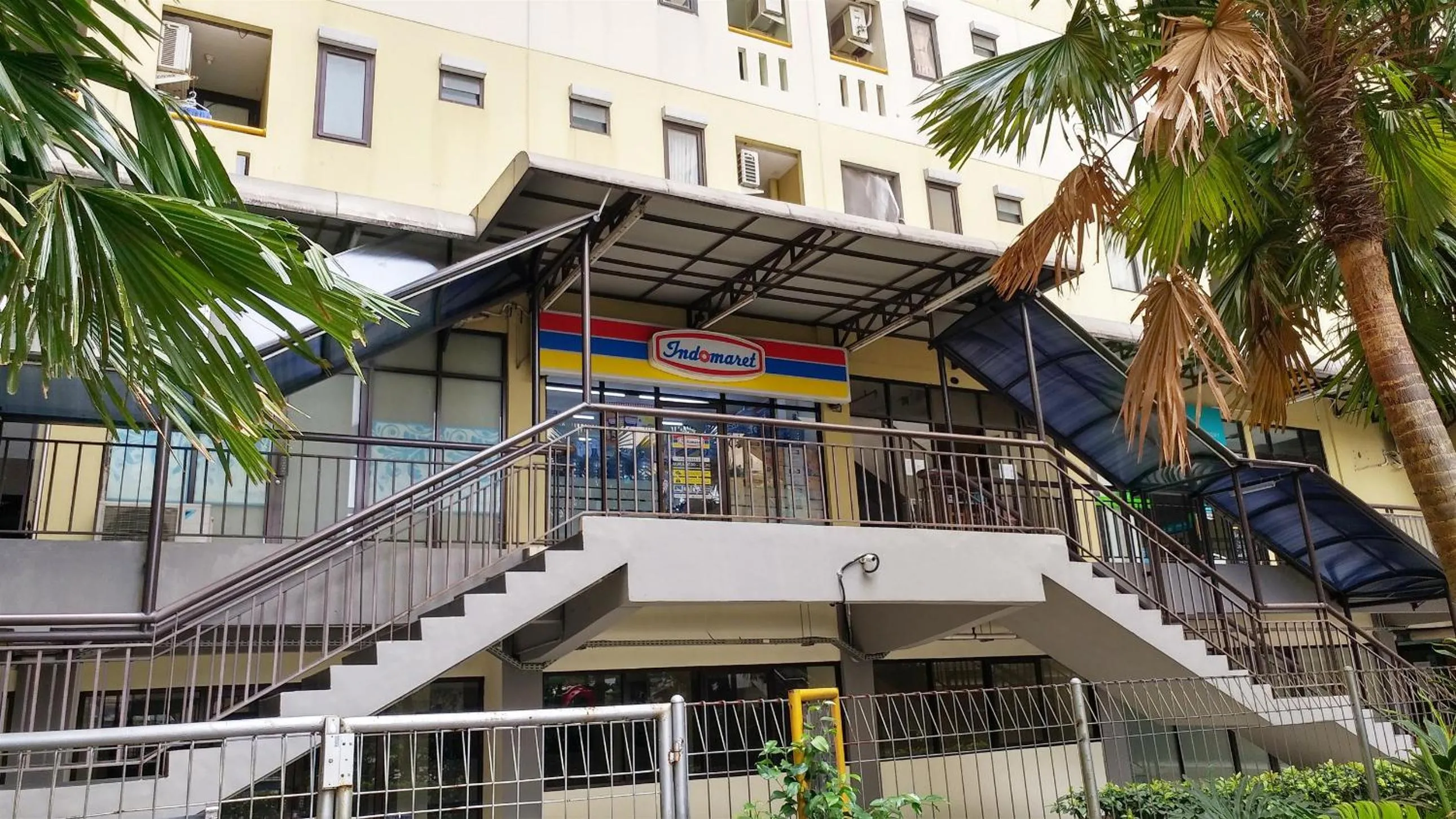 Property building in Kebagusan City Apartment Simple And Affordable Studio By Travelio