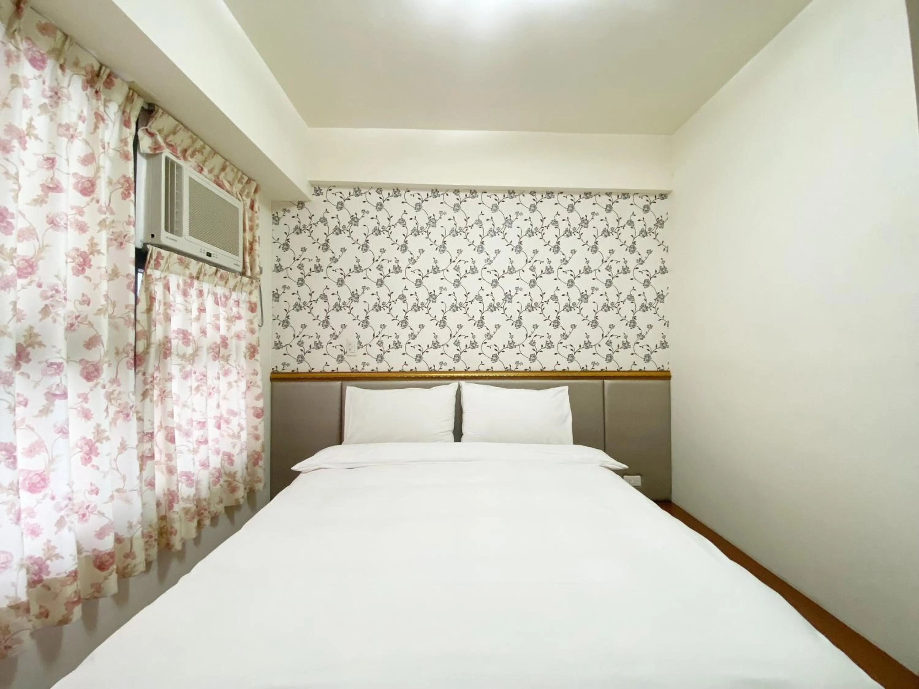 View (from property/room), Bed in One Night Inn Fengjia