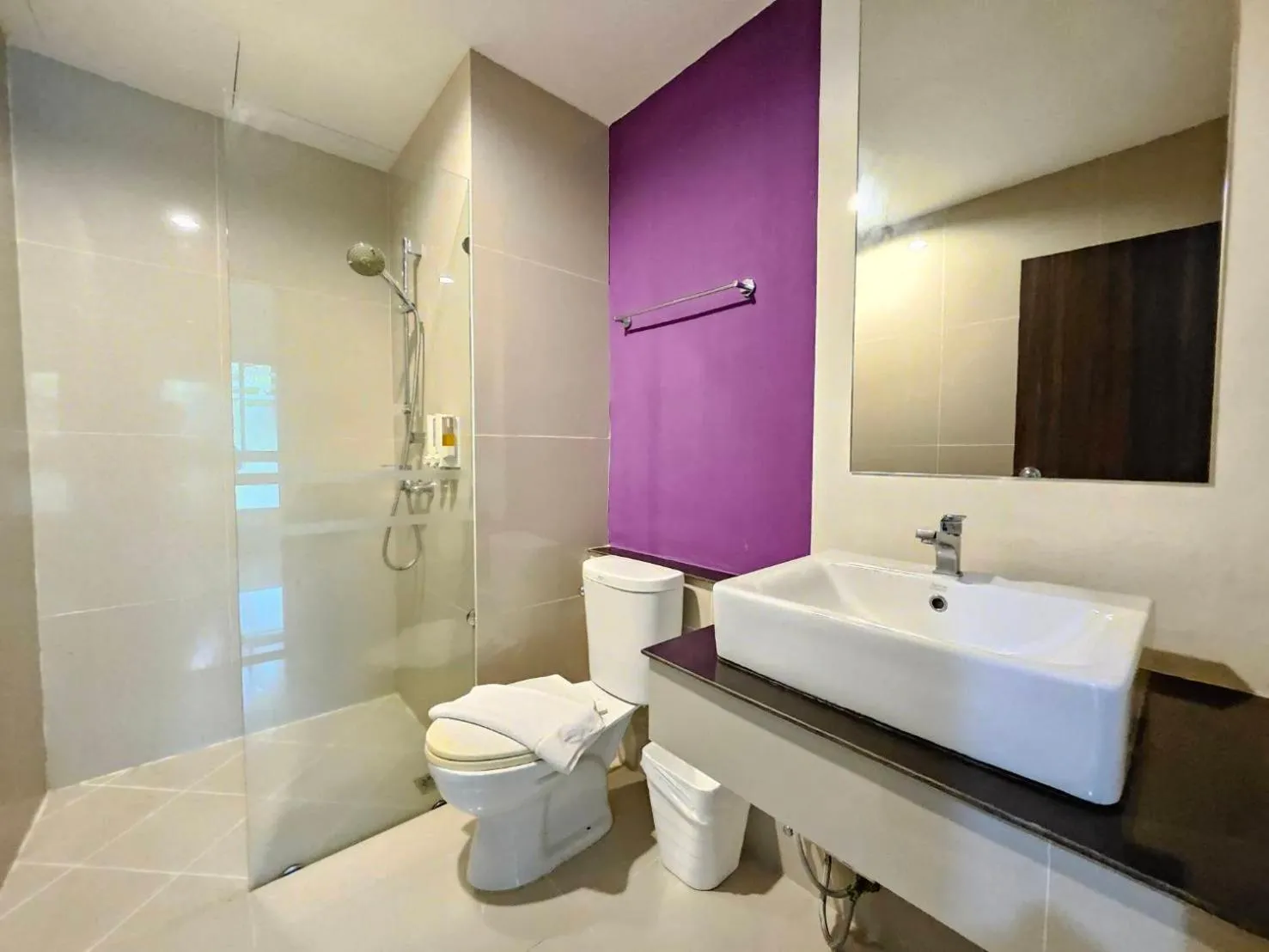Shower in S4 Nai Yang Beach - Near Phuket Airport