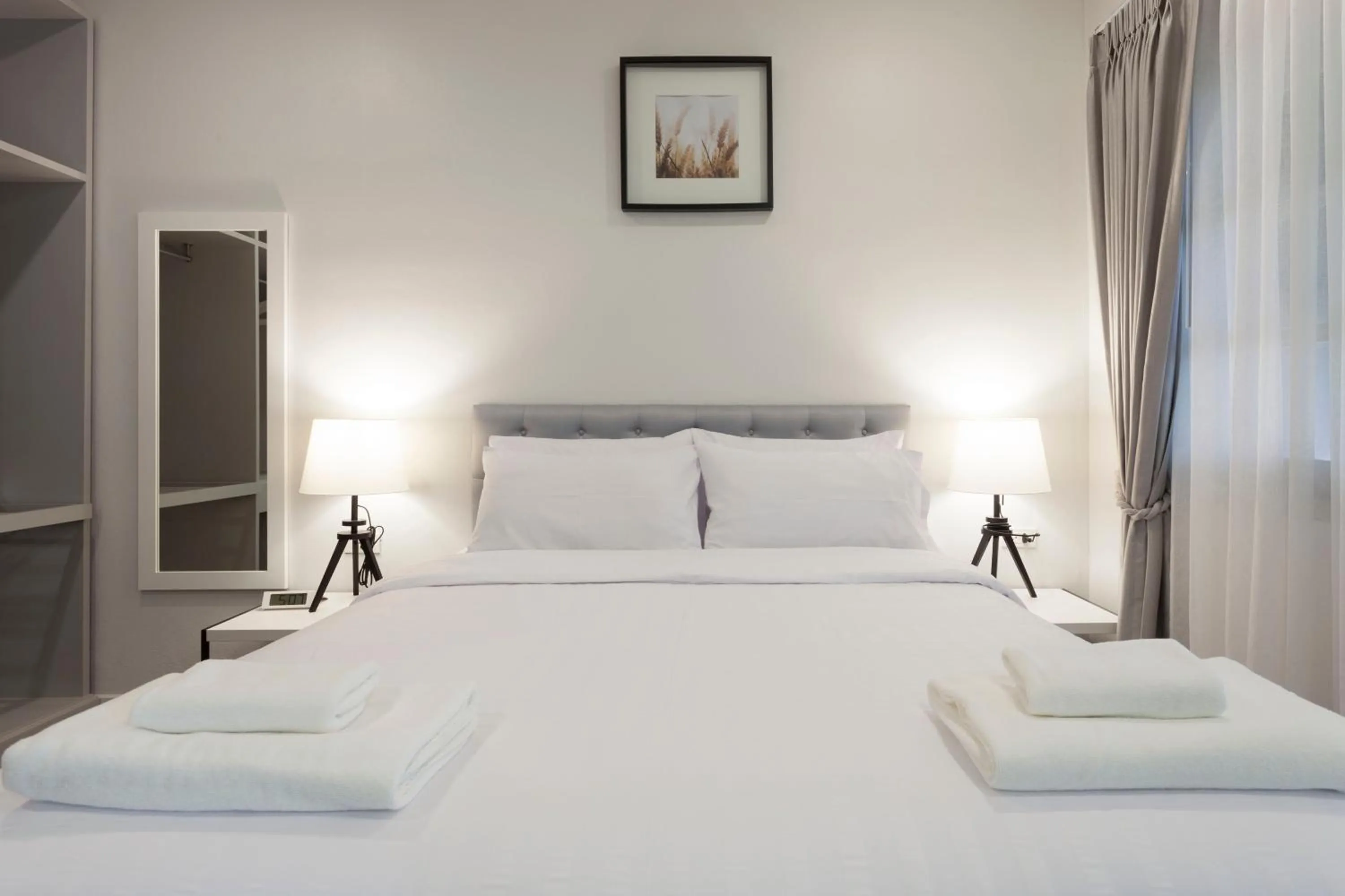 Photo of the whole room, Bed in Cozy Home by Nan