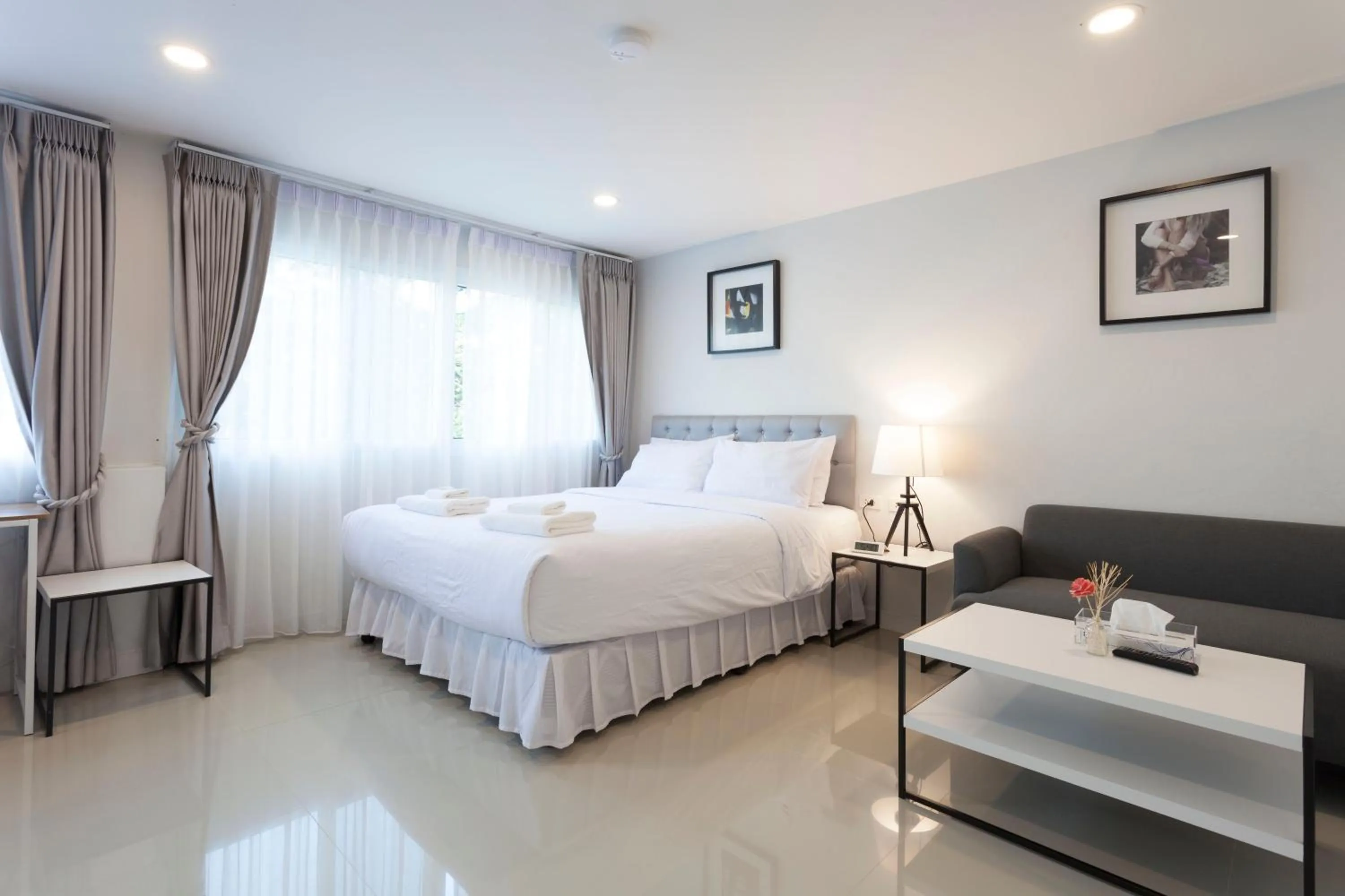 Photo of the whole room, Bed in Cozy Home by Nan