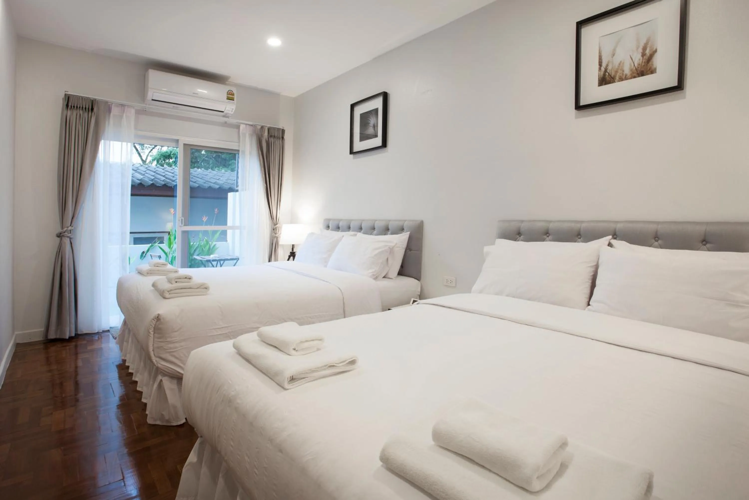 Property building, Bed in Cozy Home by Nan