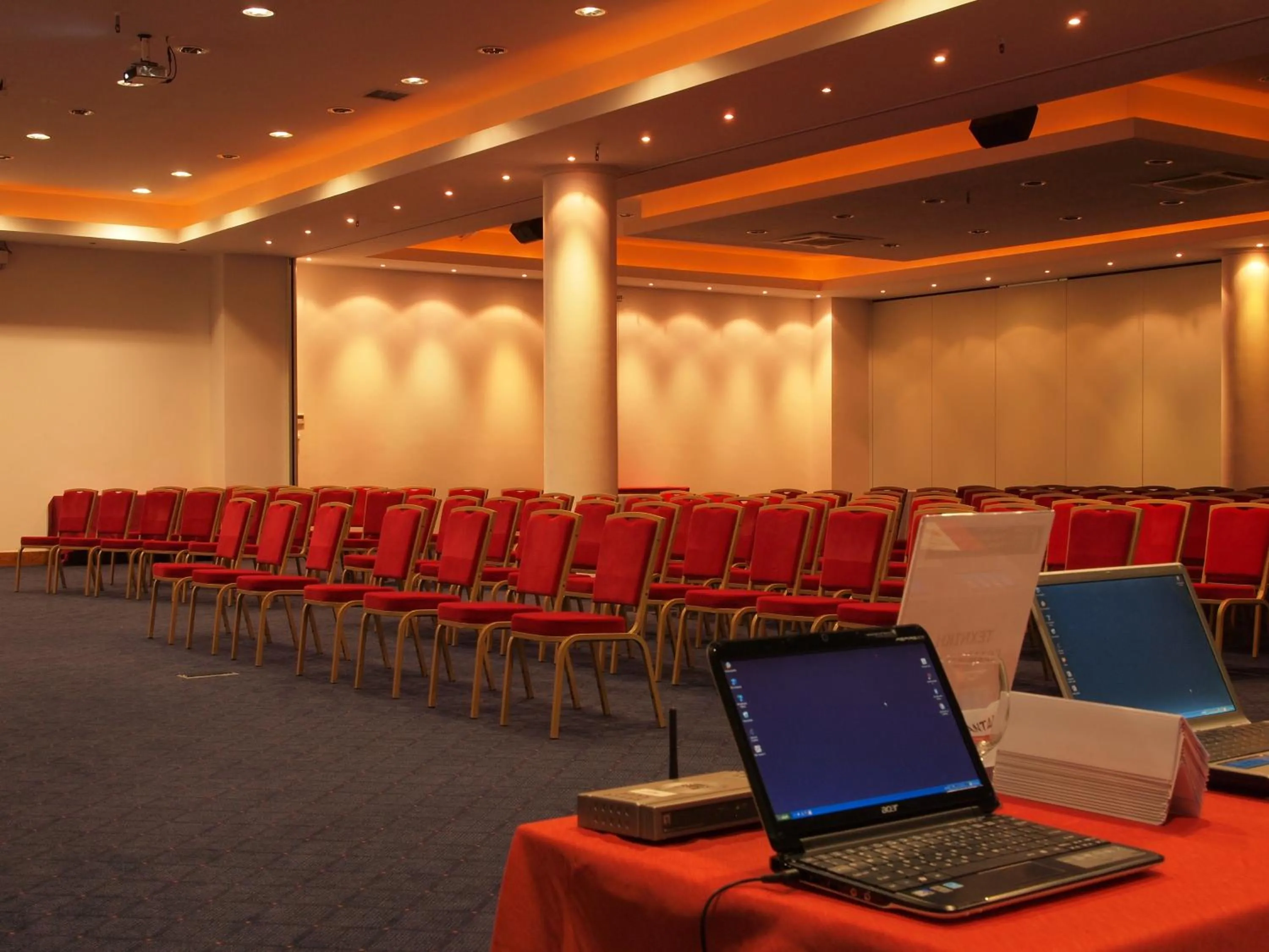 Business facilities in Aristoteles Holiday Hotel And Spa