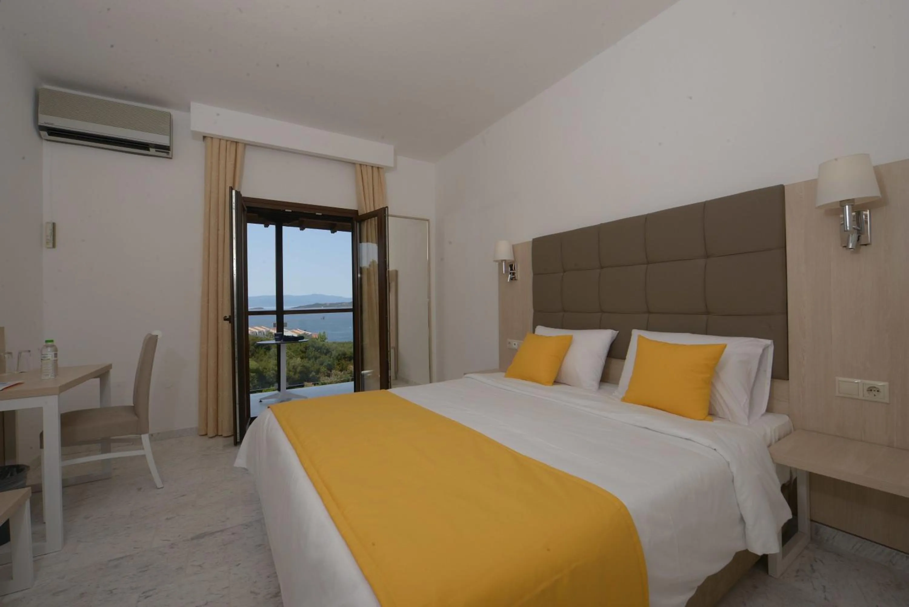 Bedroom, Bed in Aristoteles Holiday Hotel And Spa