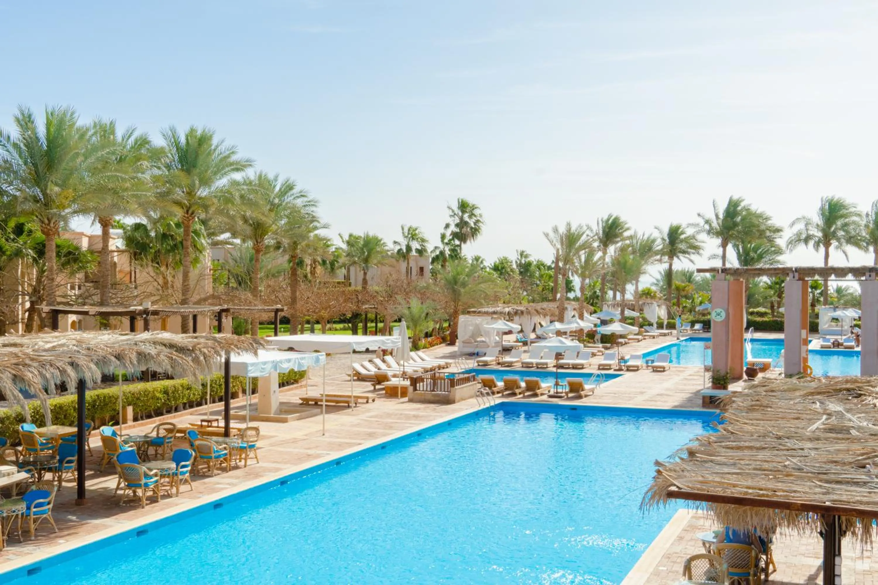 Swimming pool in Tamra Beach Resort