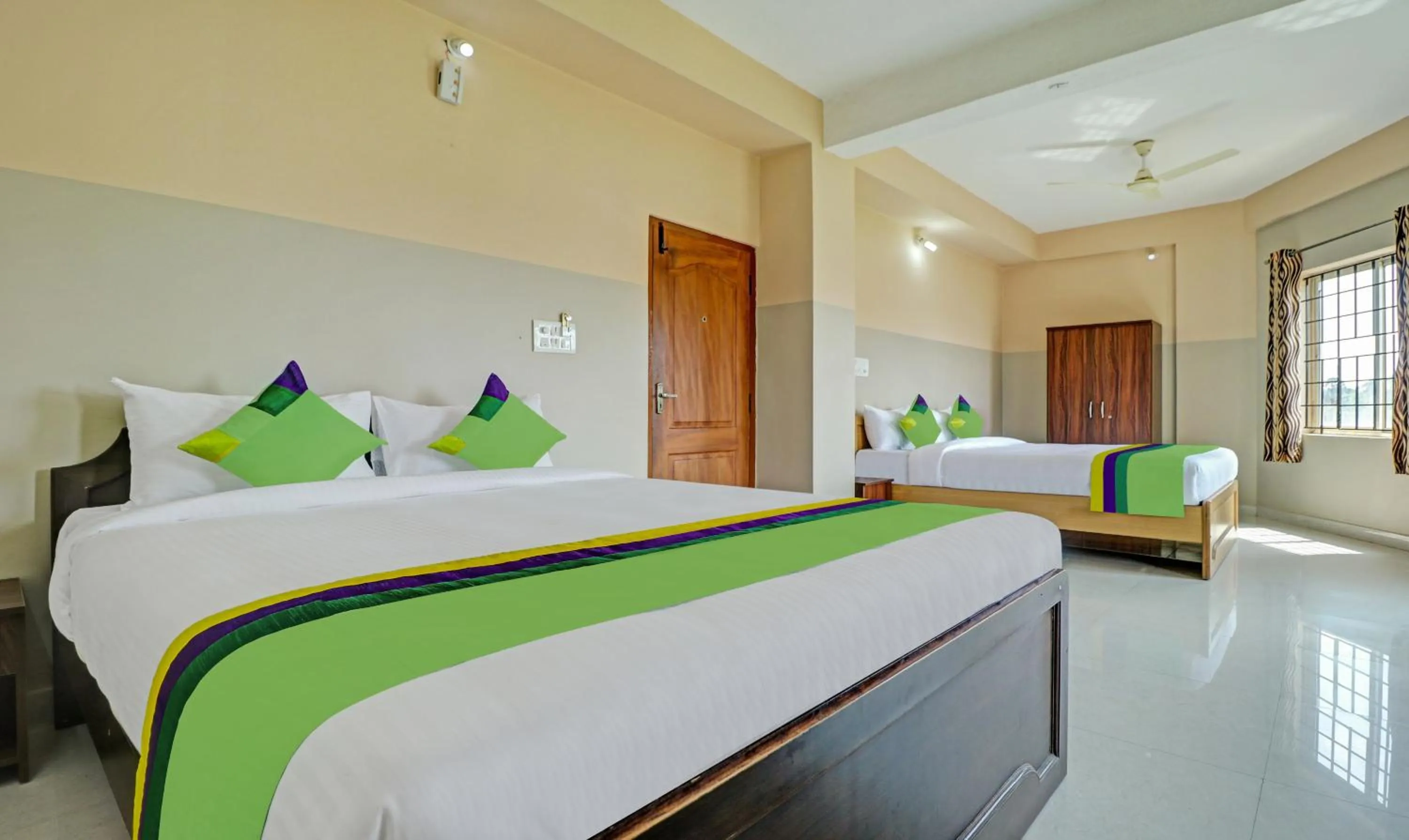 Bedroom, Bed in Treebo Green Land Kushalnagar